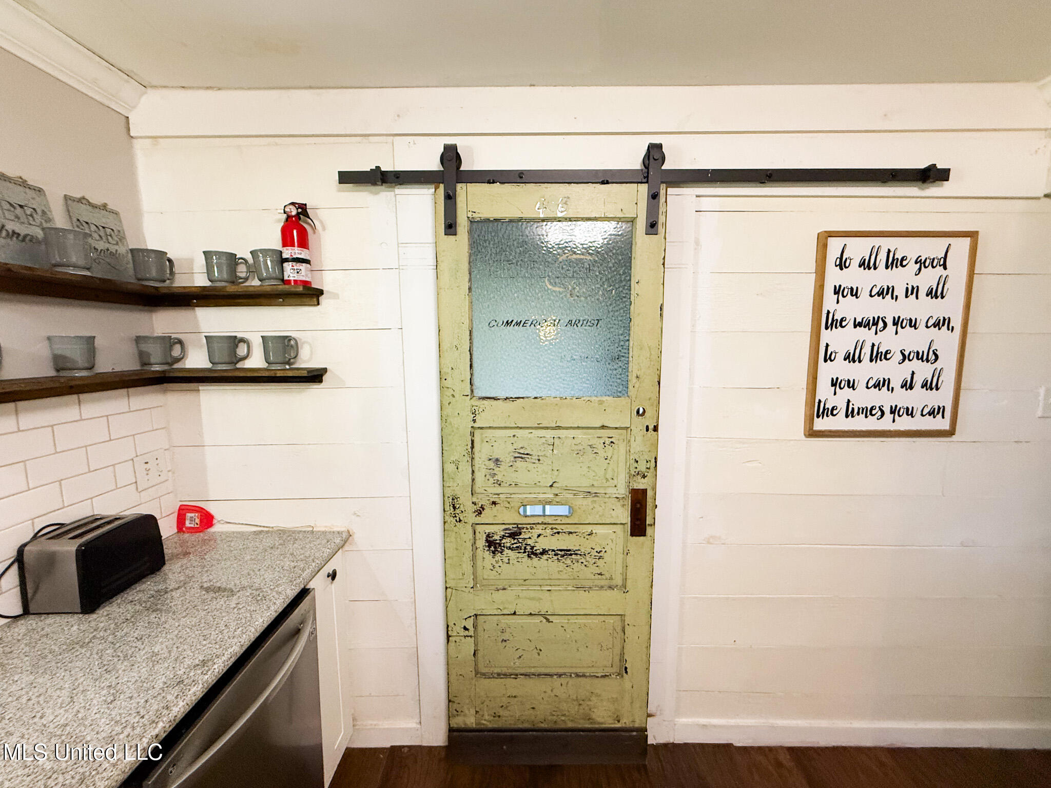 5630 Ahuli Place Property Photo 12