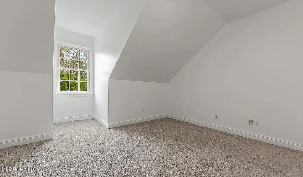 233 Henley Place Property Photo 21