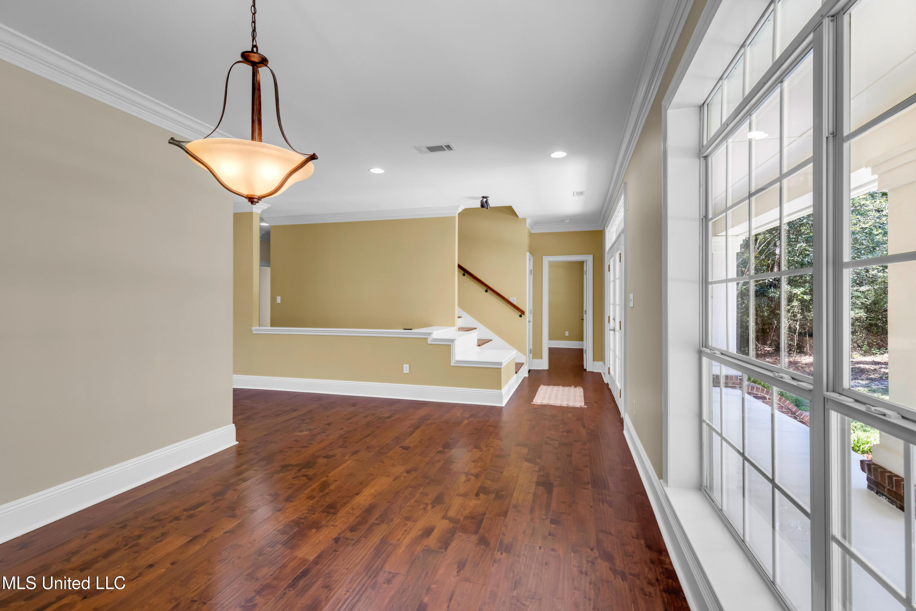 2913 Holden Drive Property Photo 11