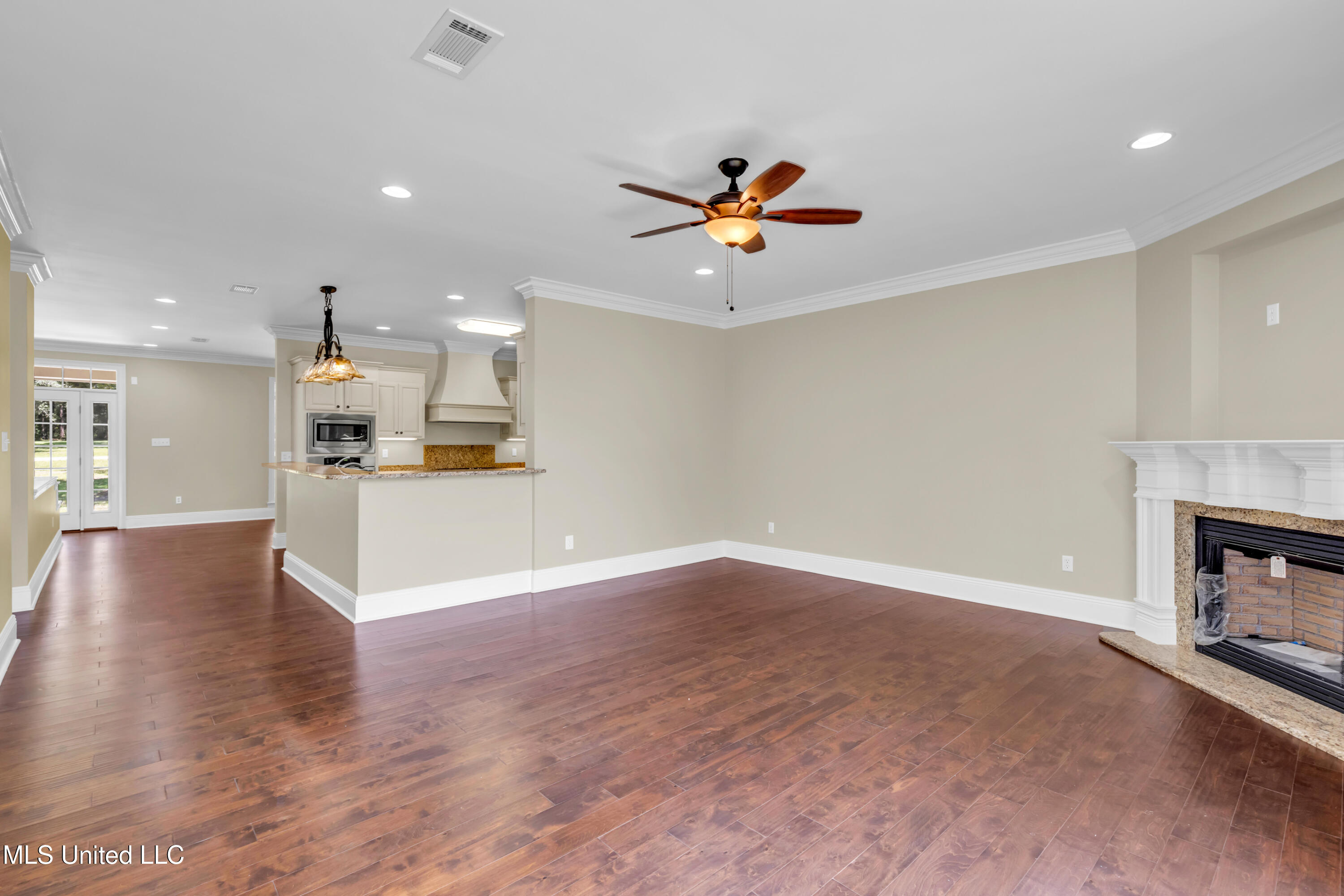 2913 Holden Drive Property Photo 22