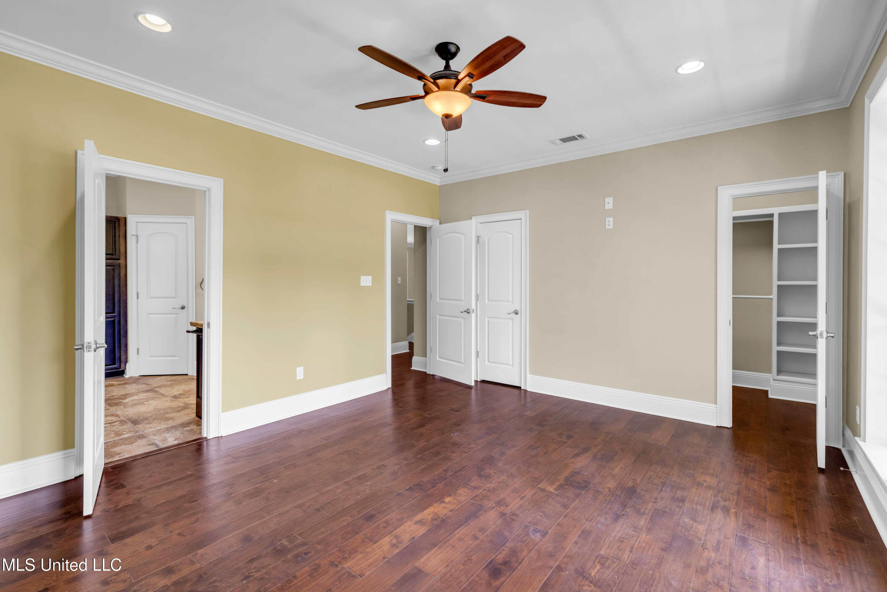 2913 Holden Drive Property Photo 26