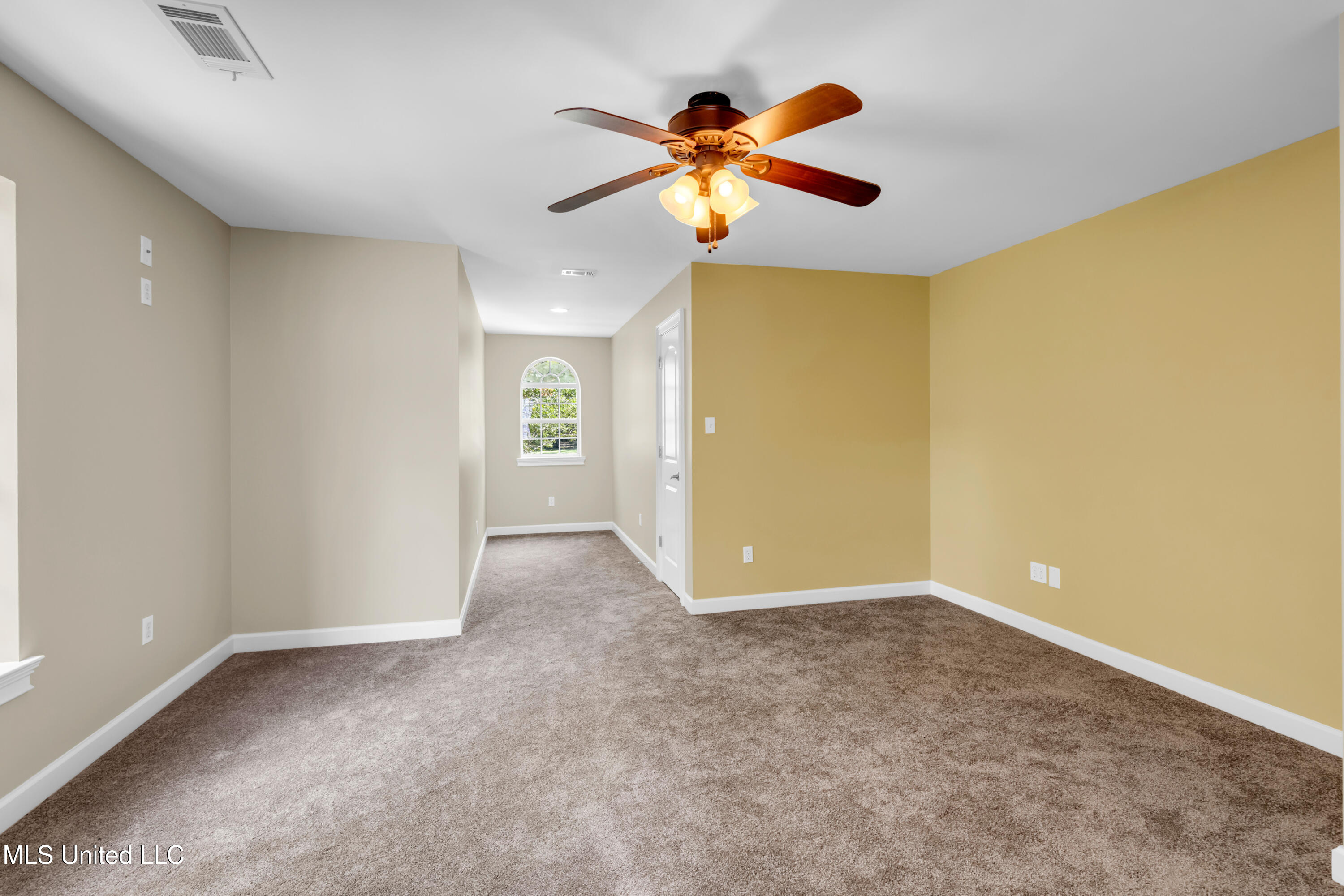 2913 Holden Drive Property Photo 35