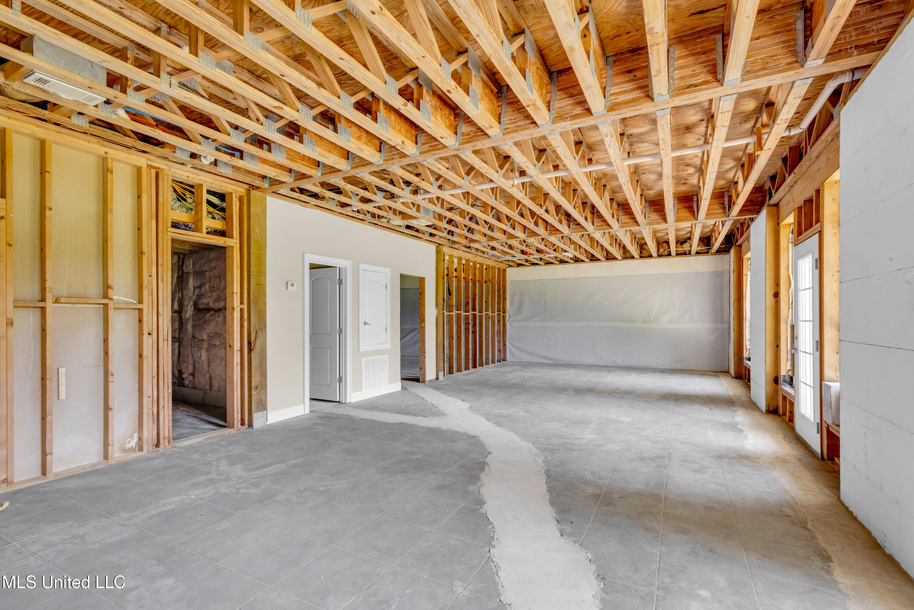 2913 Holden Drive Property Photo 43