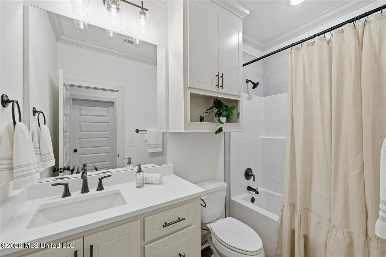 143 Ashwood Lane Property Photo 28