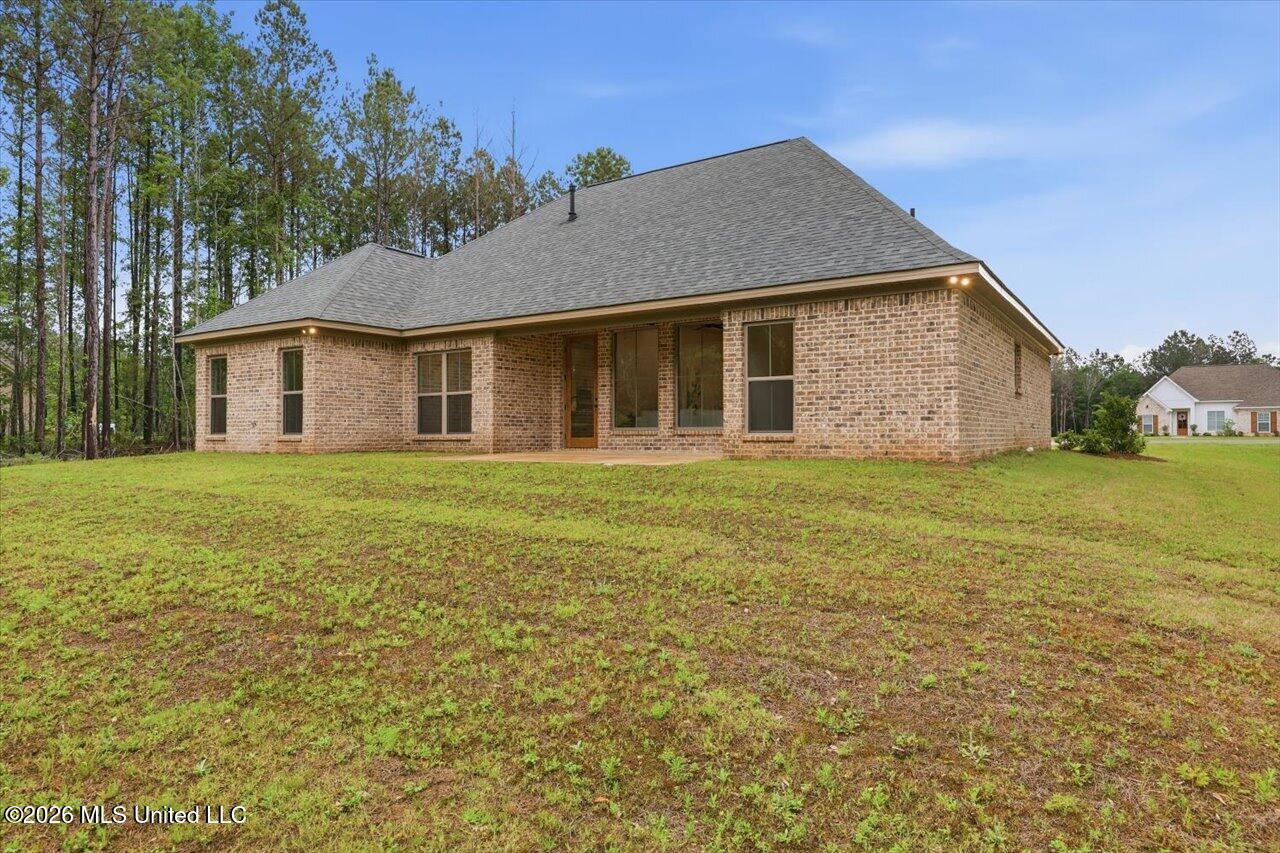 143 Ashwood Lane Property Photo 32