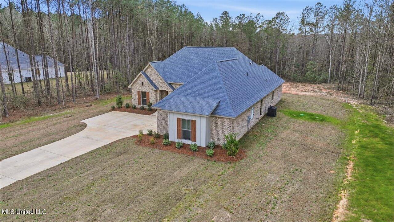 143 Ashwood Lane Property Photo 37