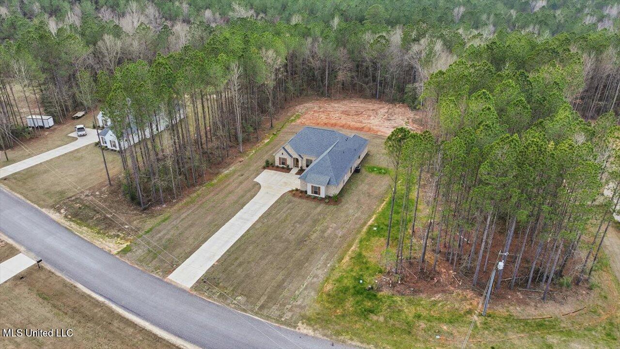 143 Ashwood Lane Property Photo 43