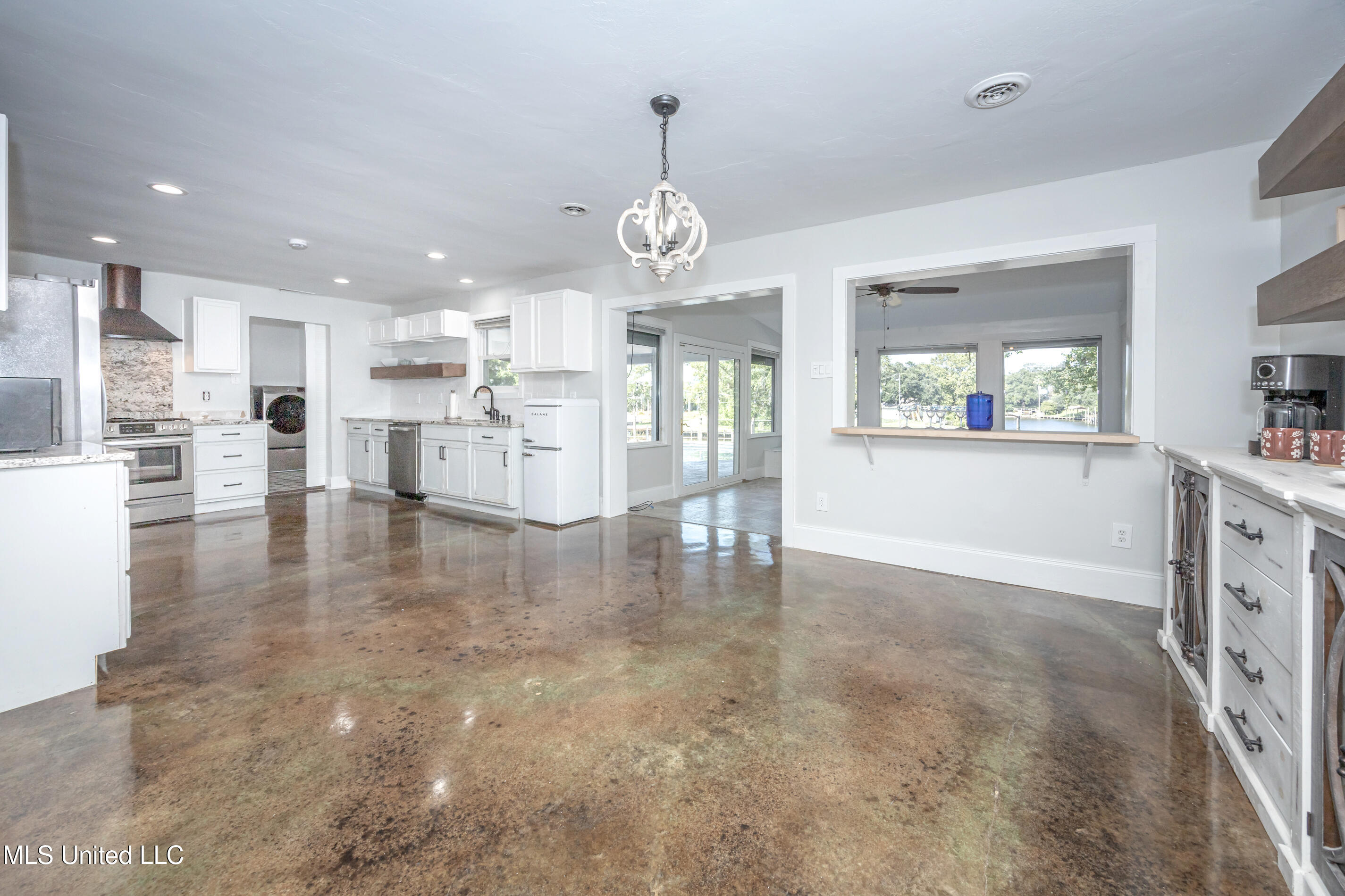 6009 Switzer Cove Property Photo 19