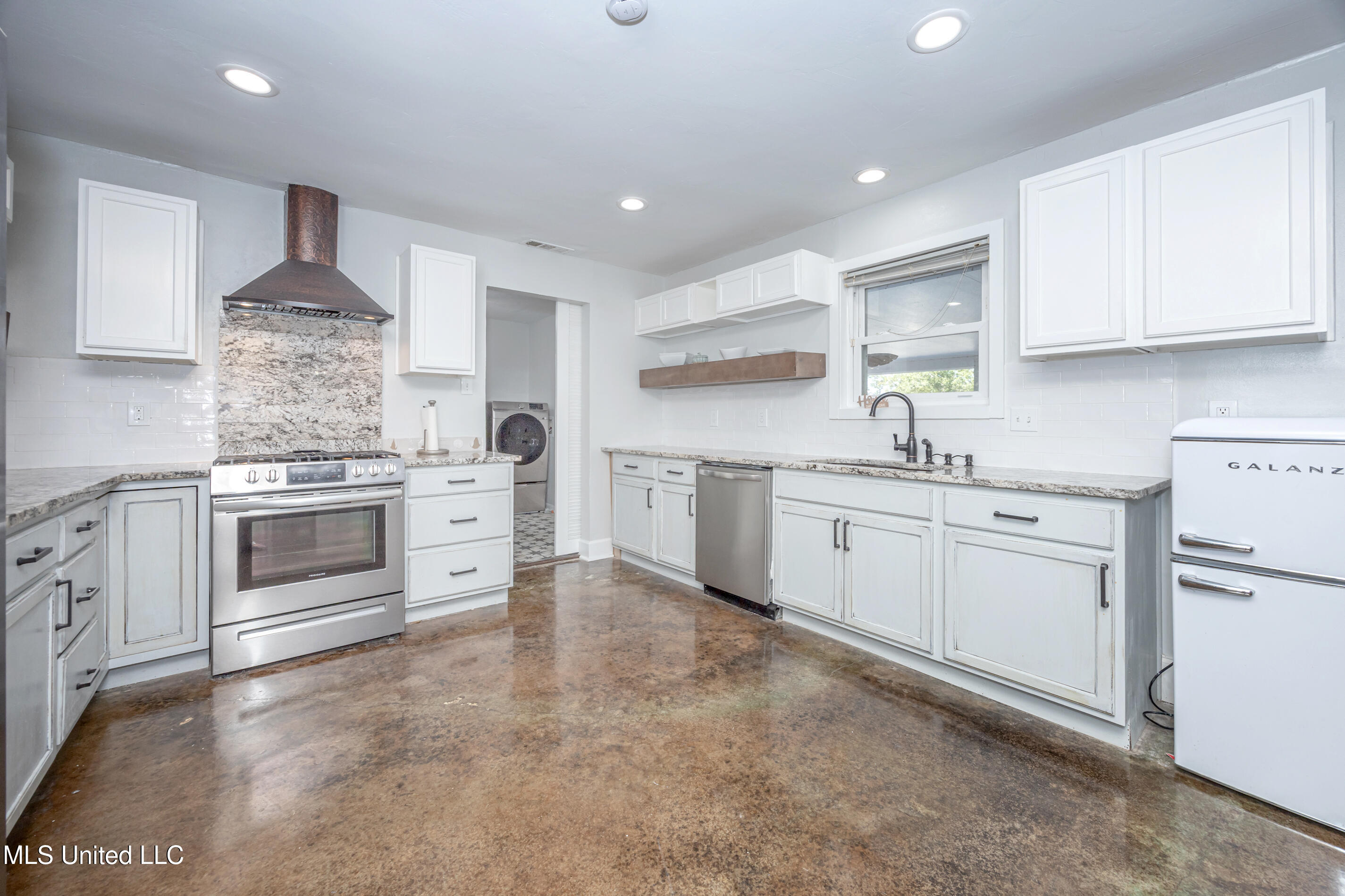 6009 Switzer Cove Property Photo 22