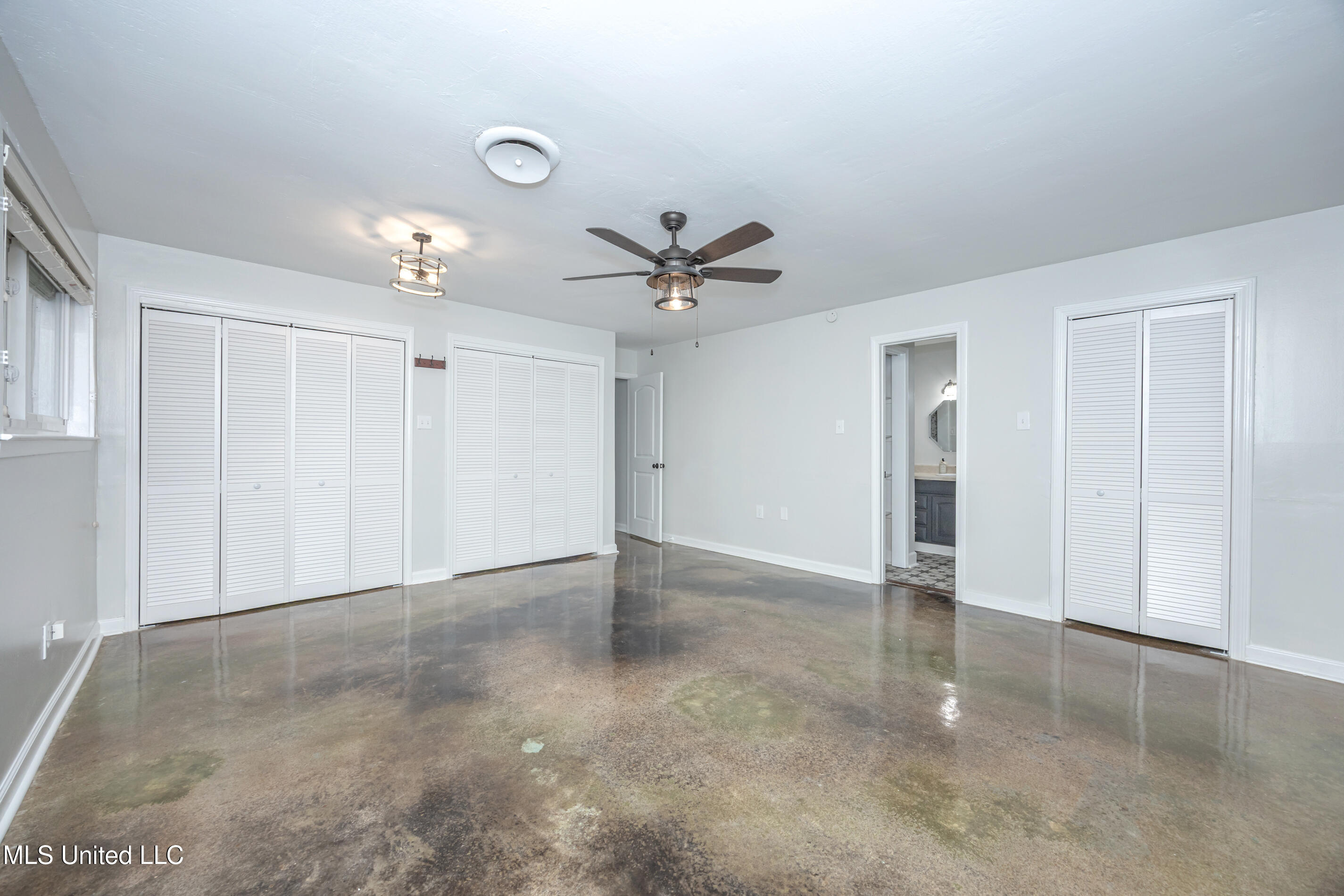 6009 Switzer Cove Property Photo 34