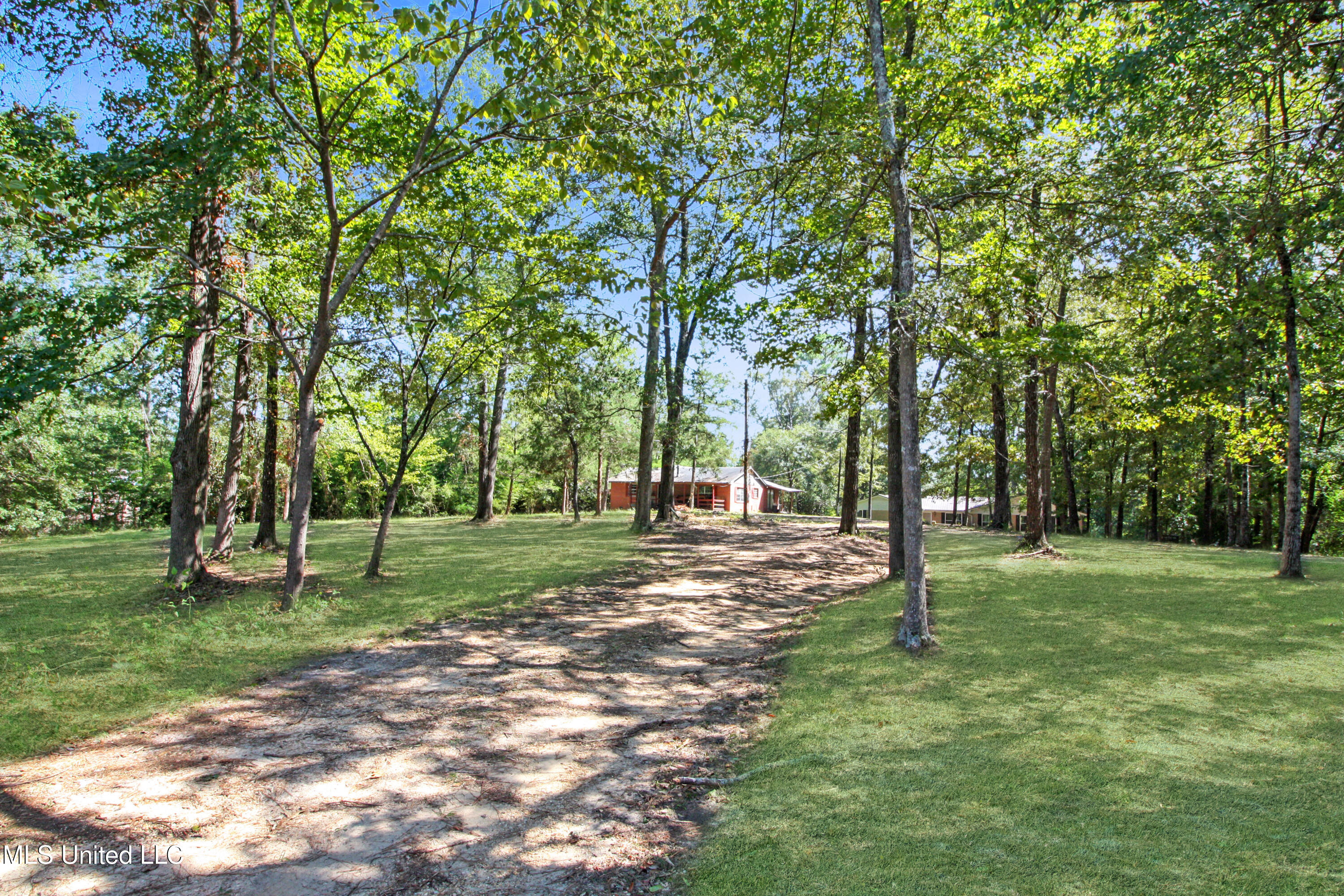 5447 Highway 80 Property Photo 3