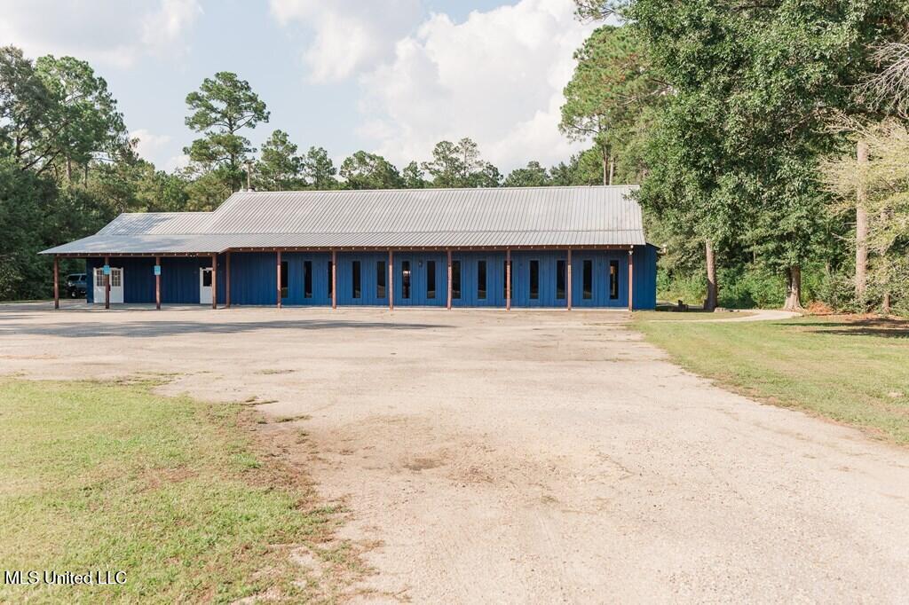 2467 S Highway 43 S Property Photo 3