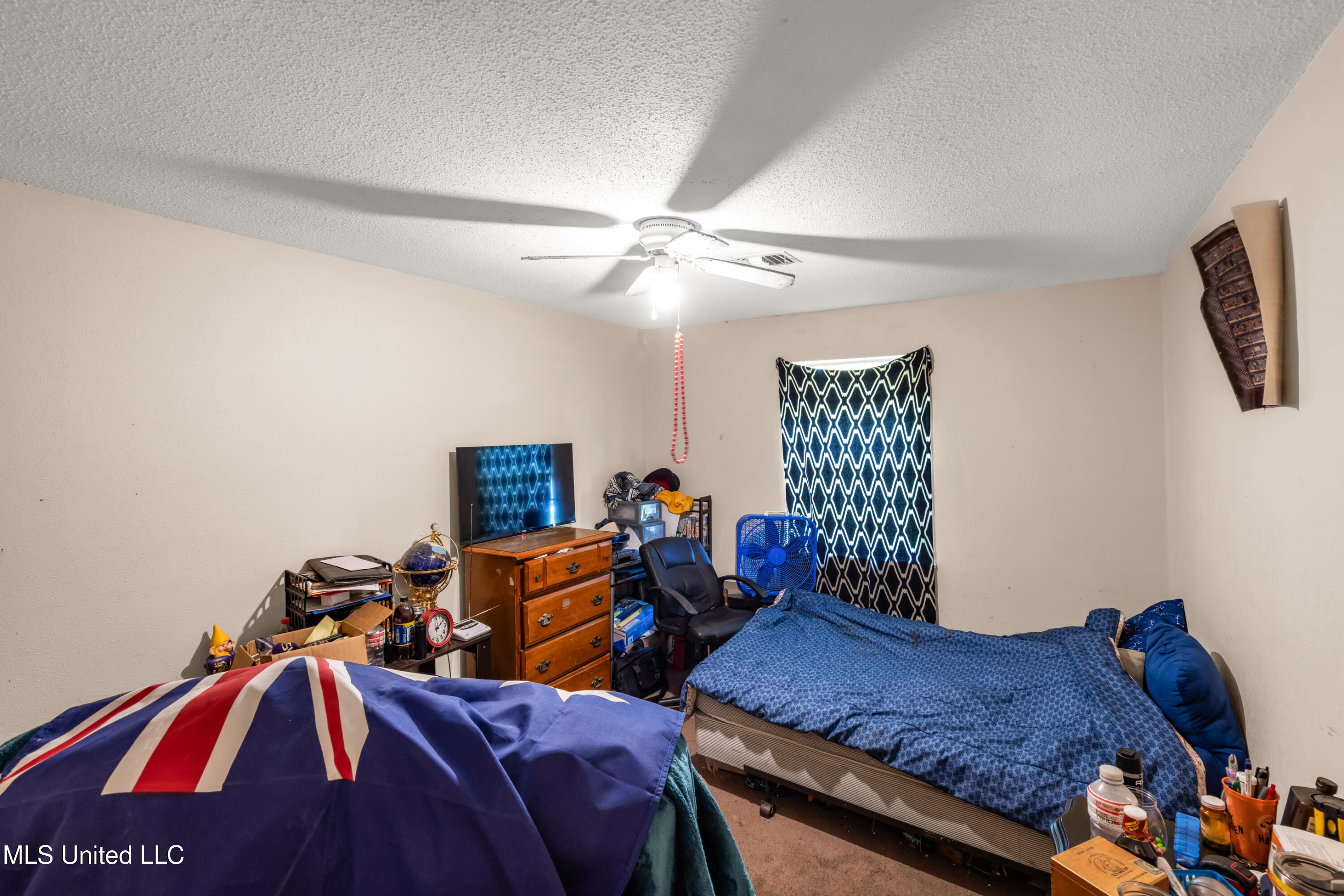 23027 Indian Ridge Road Property Photo 16