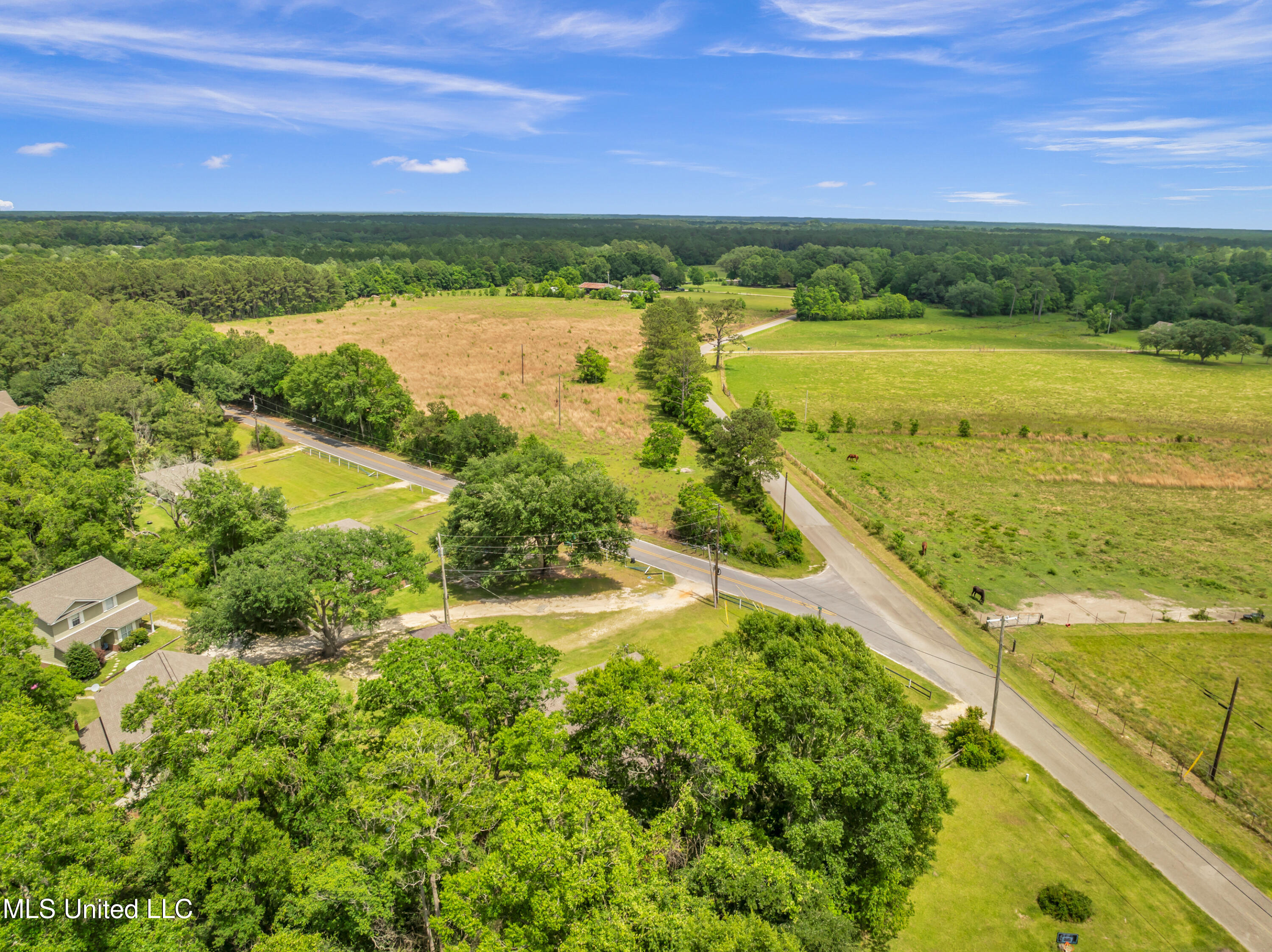 23027 Indian Ridge Road Property Photo 31