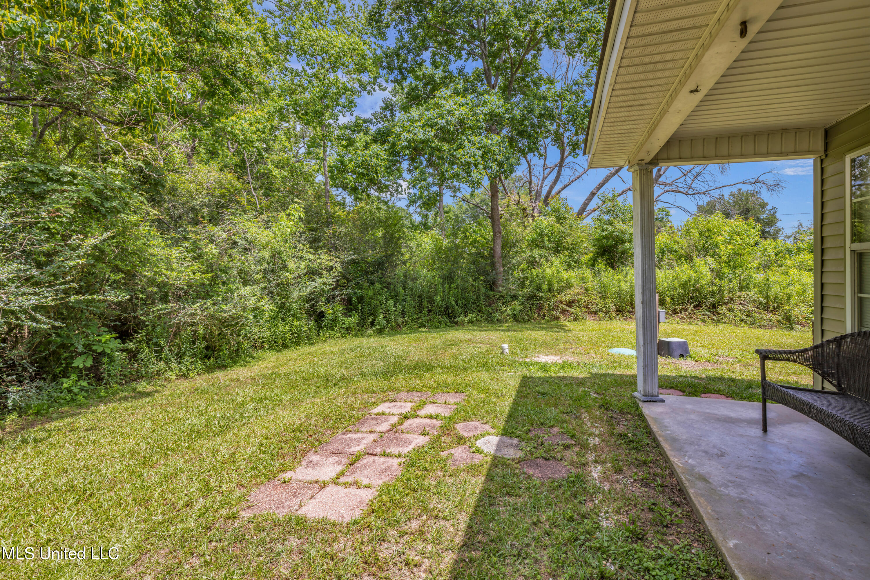 23027 Indian Ridge Road Property Photo 55