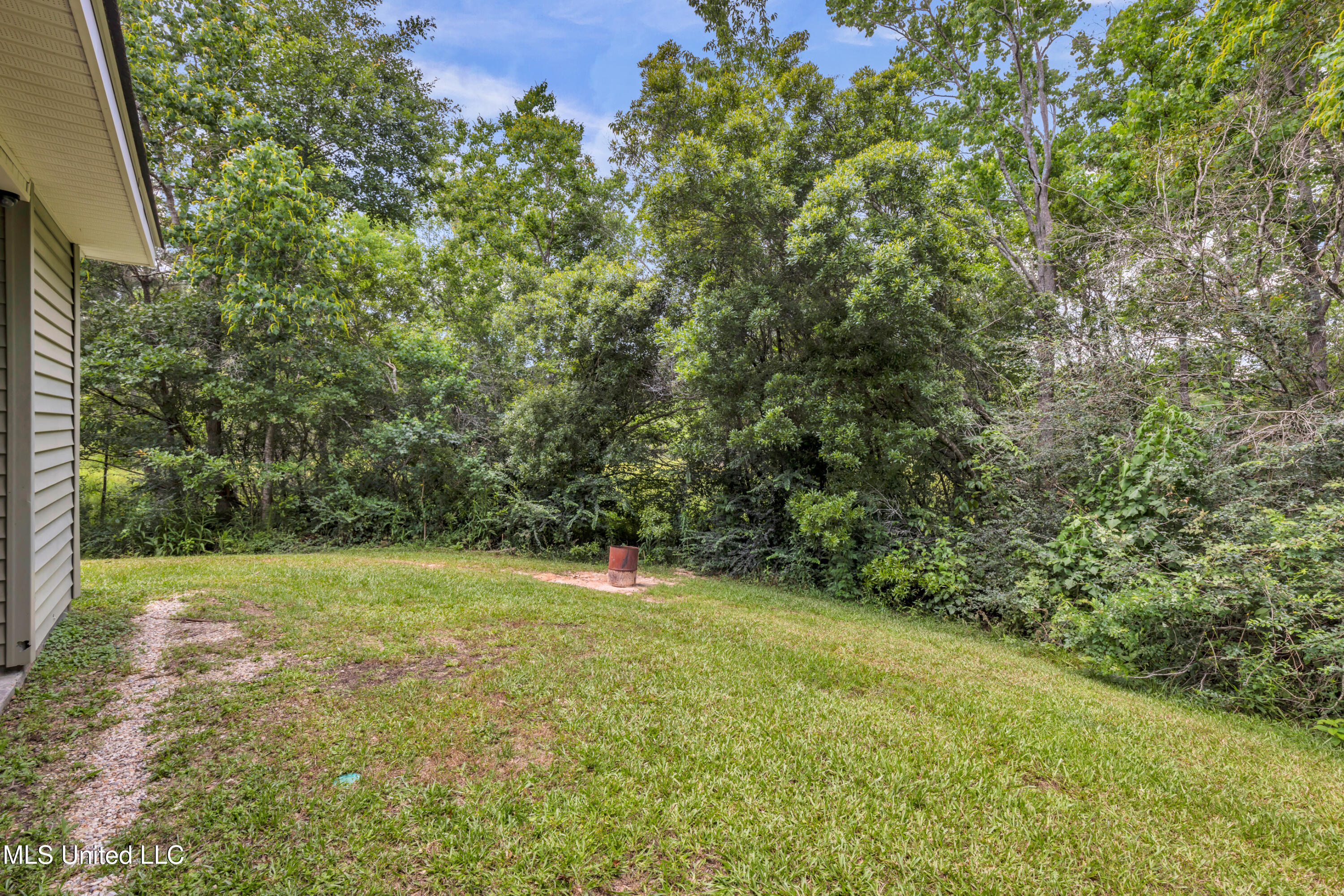 23027 Indian Ridge Road Property Photo 56