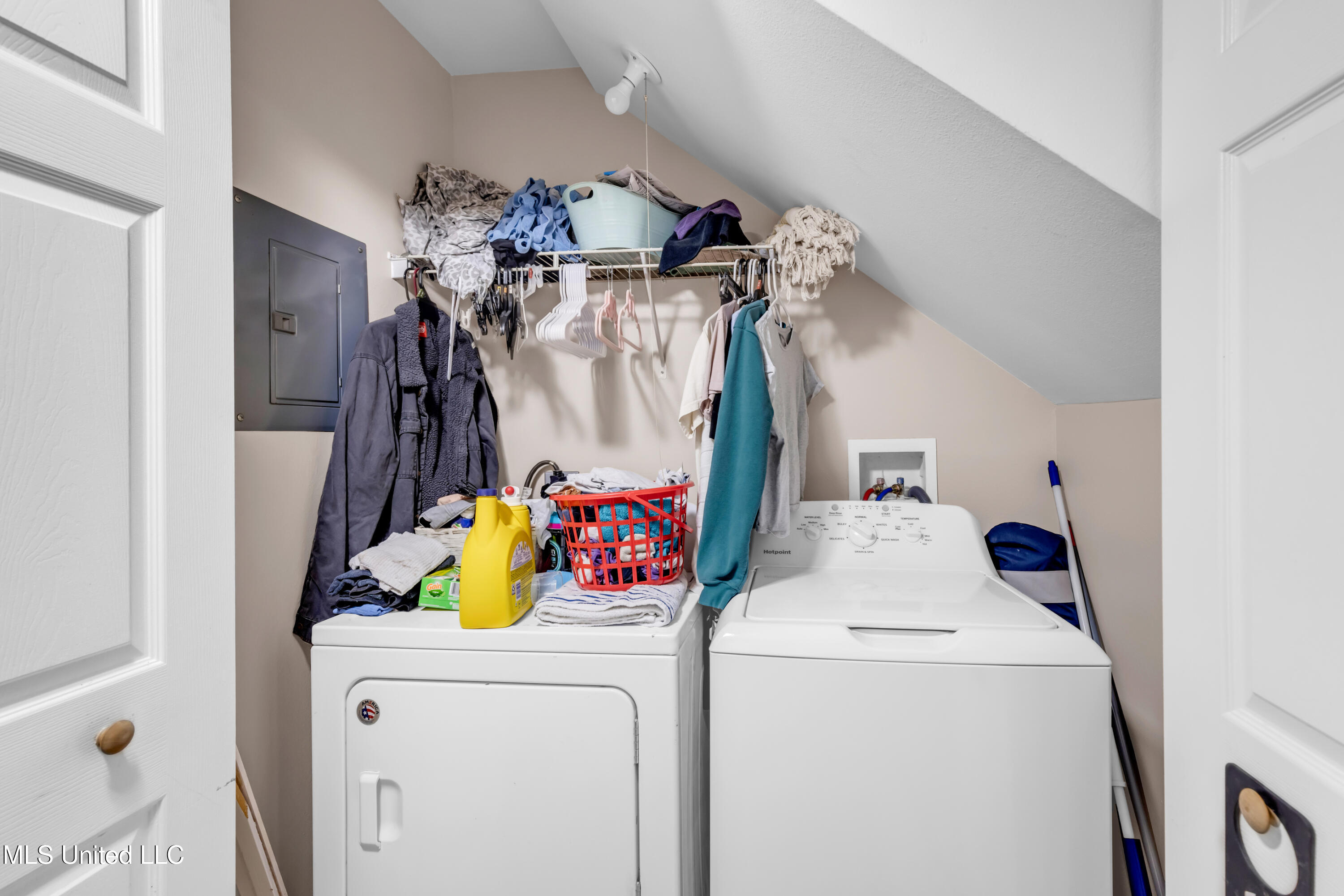 23027 Indian Ridge Road Property Photo 70