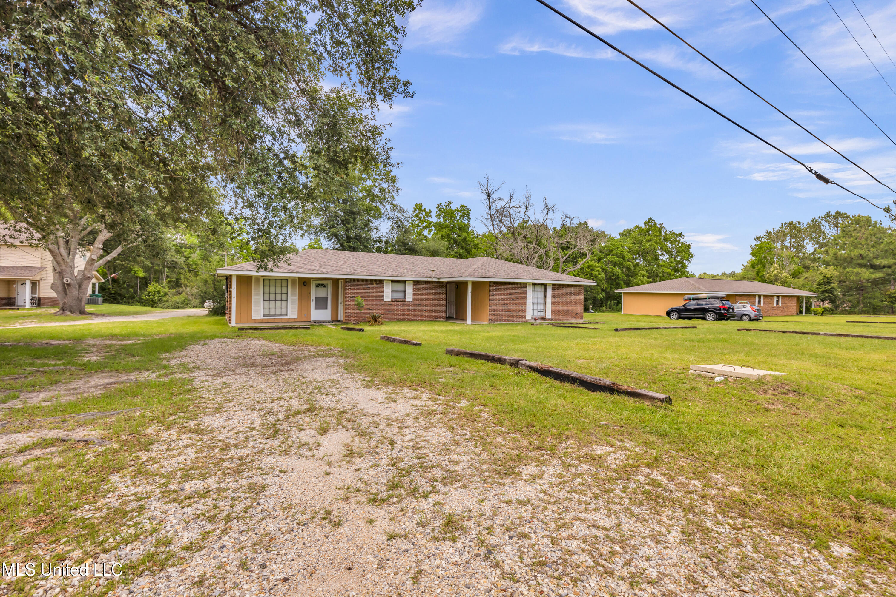 23027 Indian Ridge Road Property Photo 84