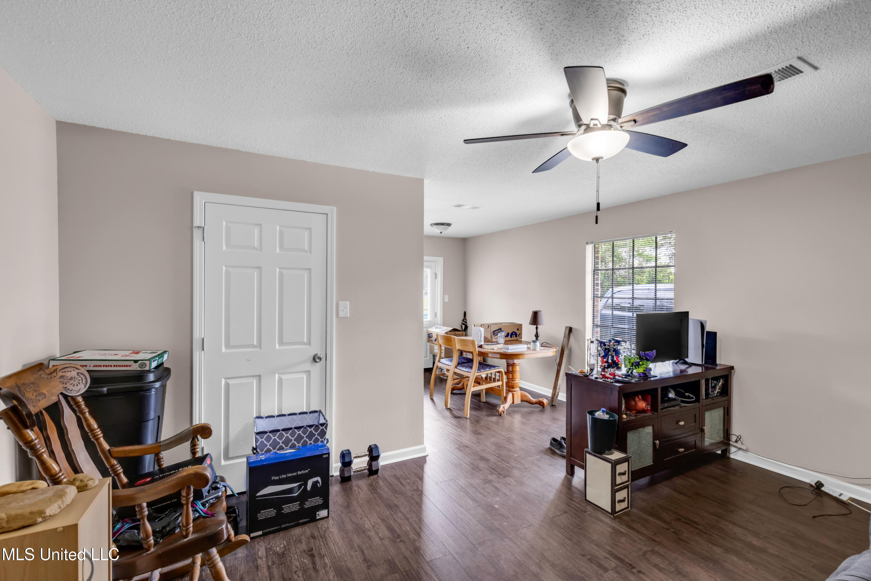 23027 Indian Ridge Road Property Photo 90