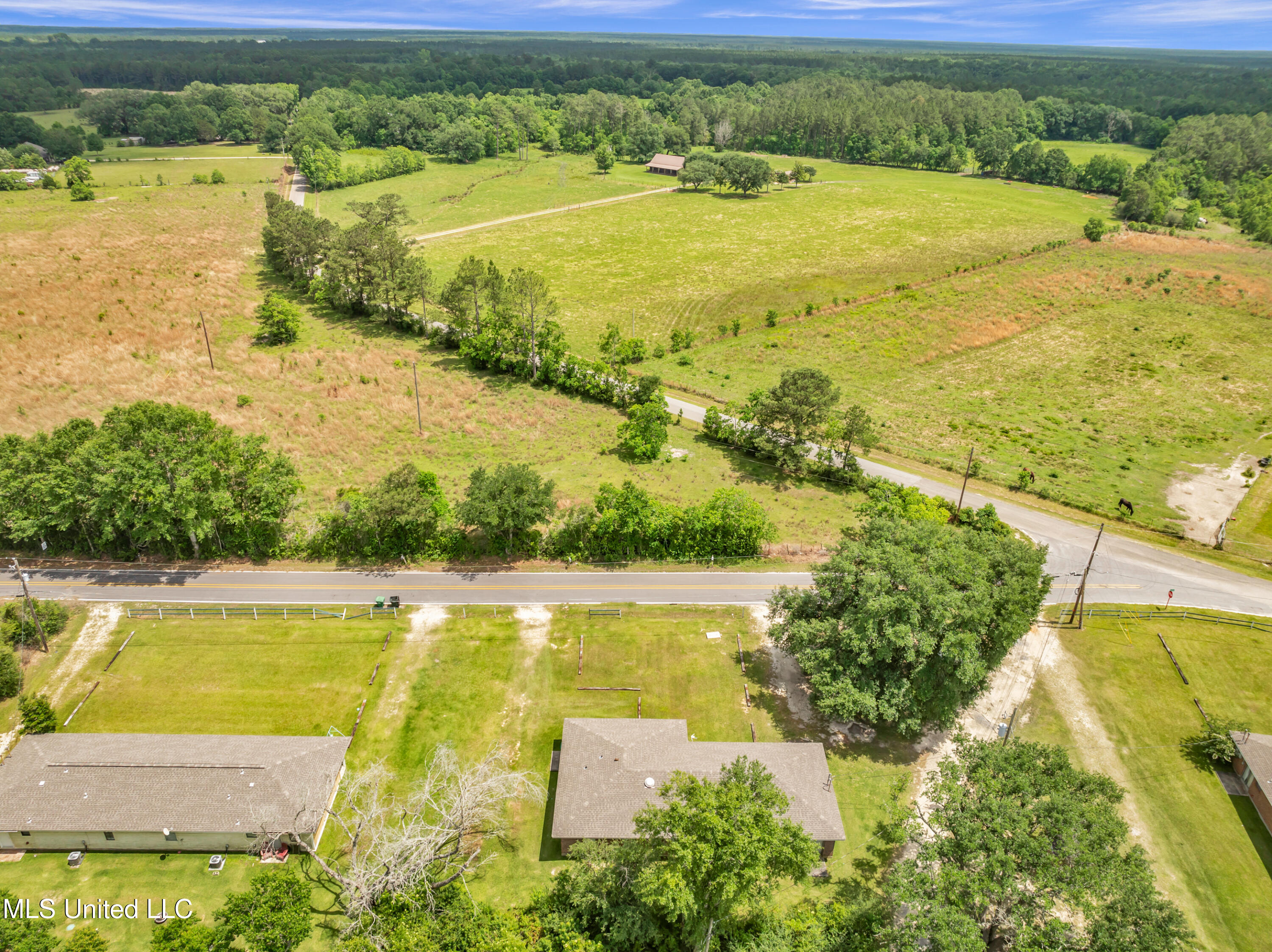 23027 Indian Ridge Road Property Photo 99