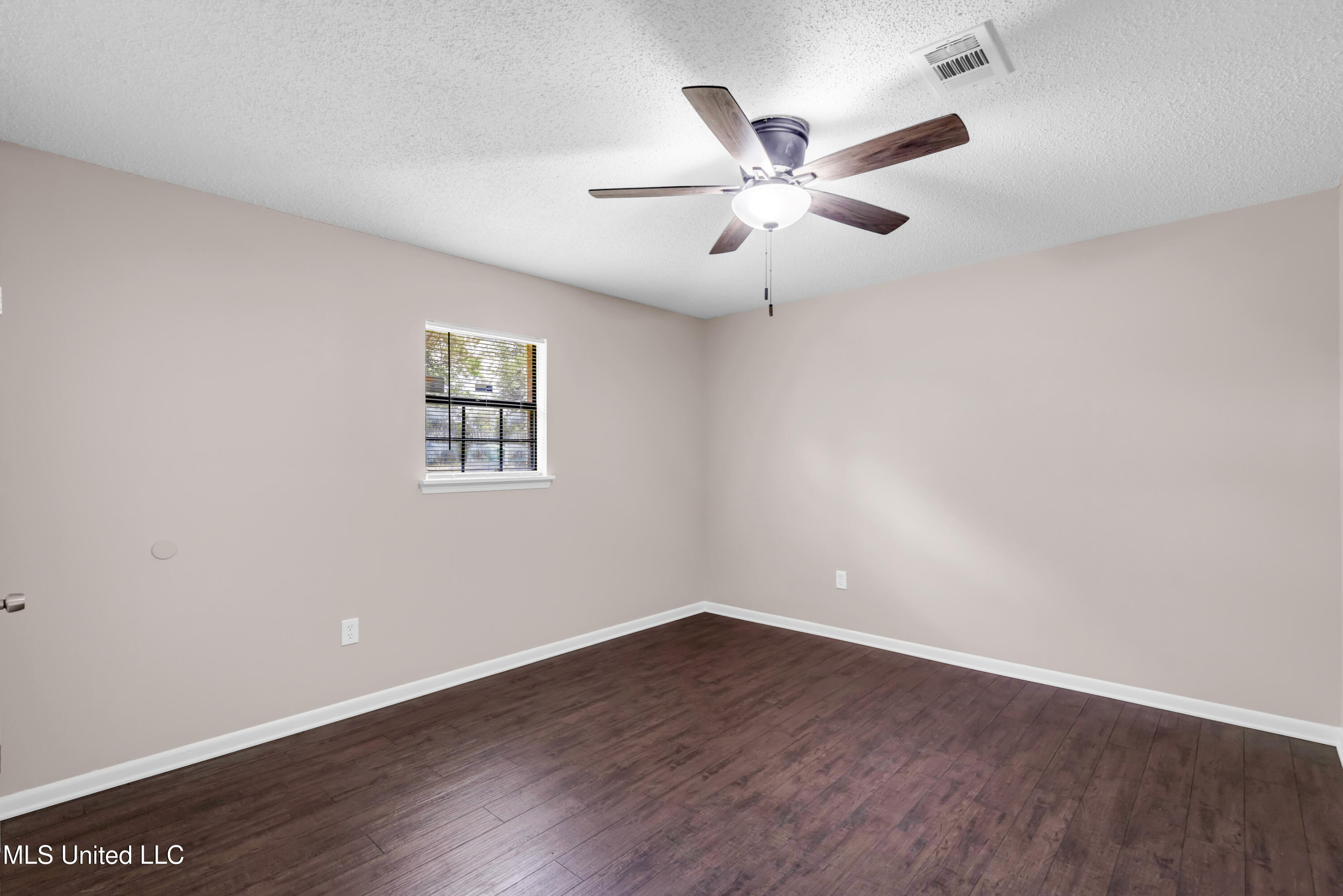 23027 Indian Ridge Road Property Photo 114