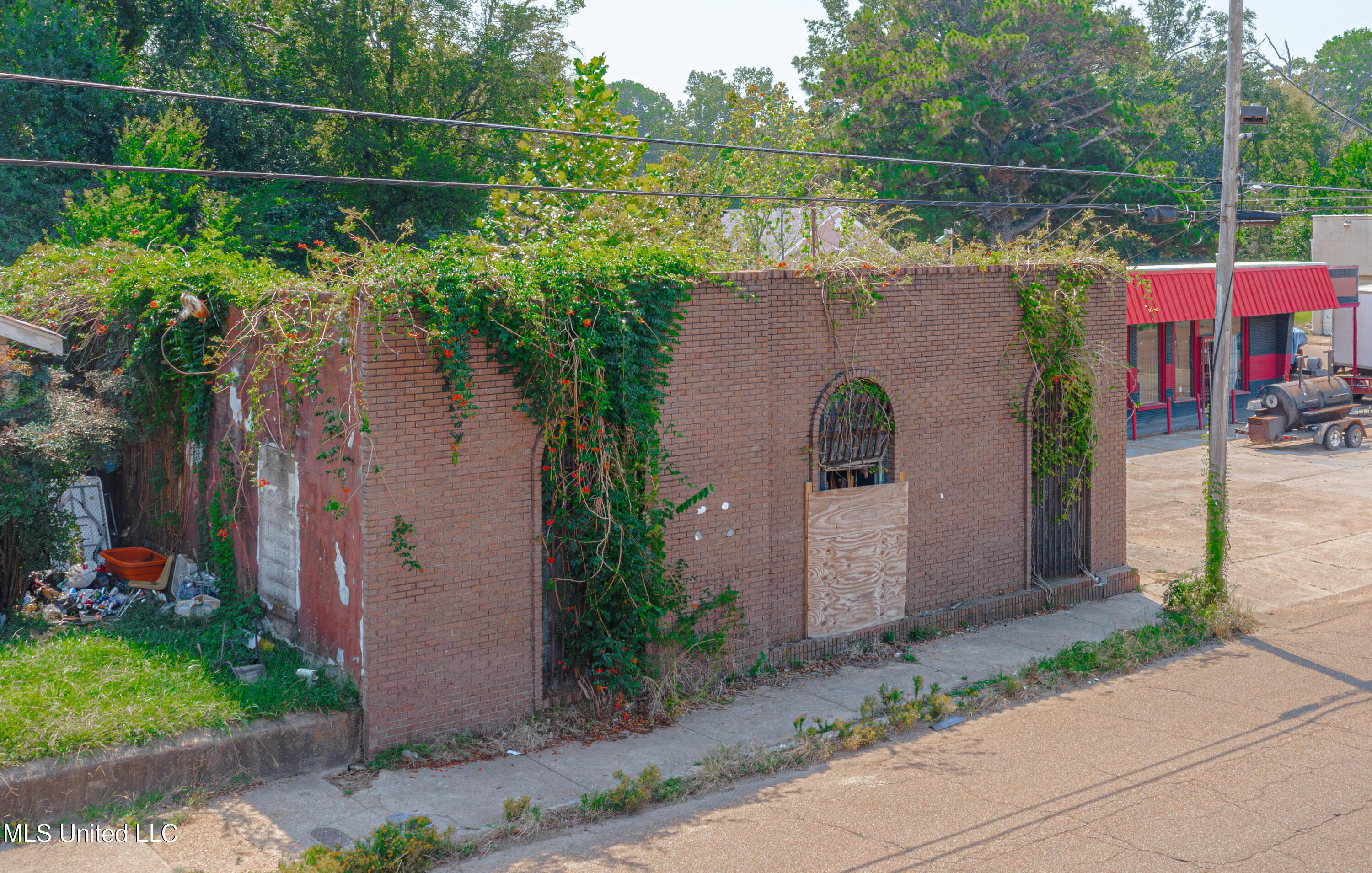 1314 University Boulevard Property Photo 4