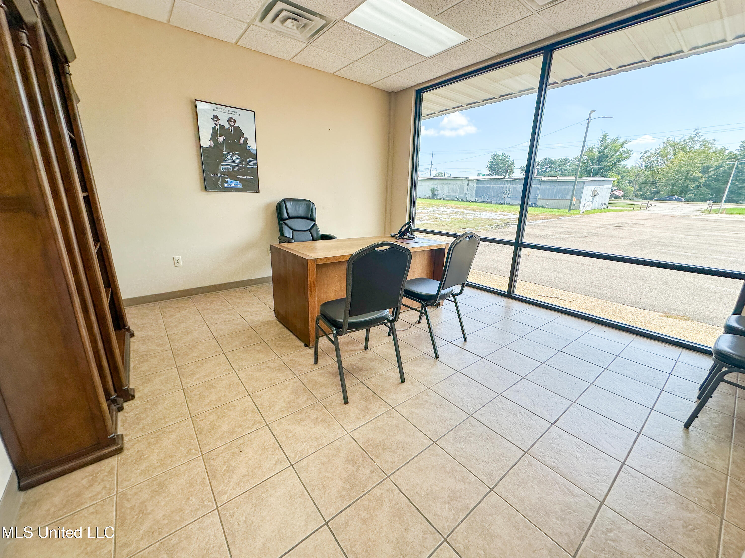 817 Highway 35 Property Photo 15