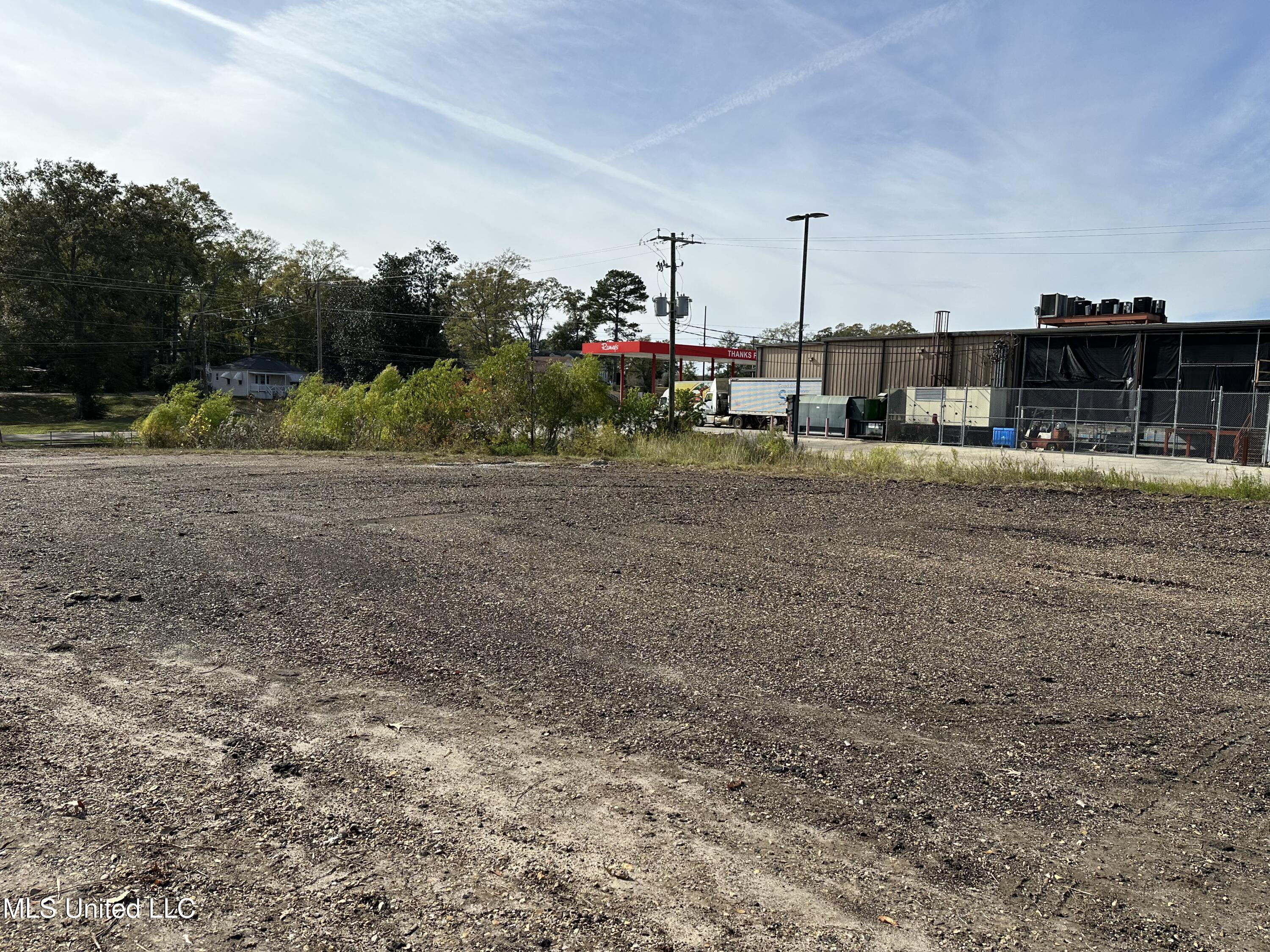 Nhn W North Street Property Photo 6