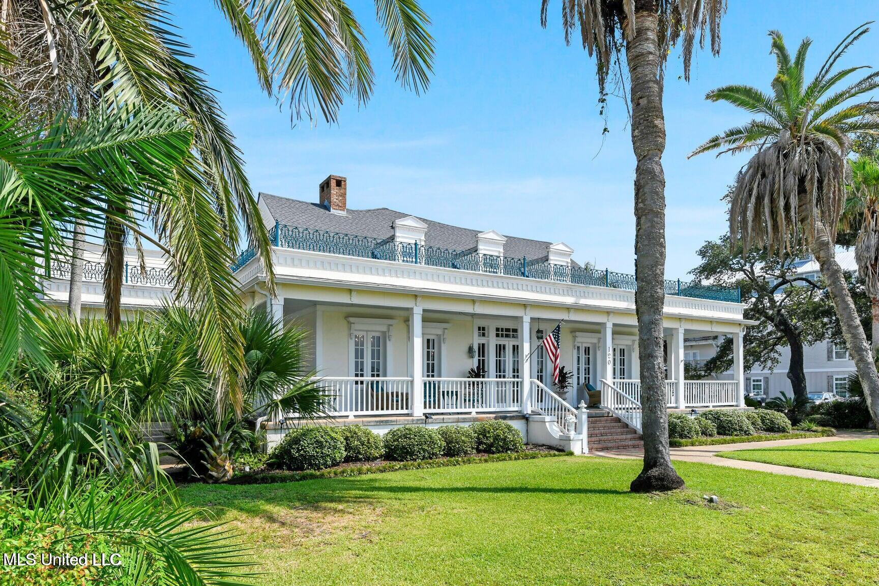 120 W Scenic Drive Property Photo 3