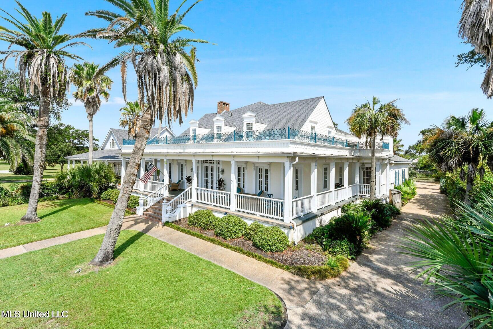 120 W Scenic Drive Property Photo 4