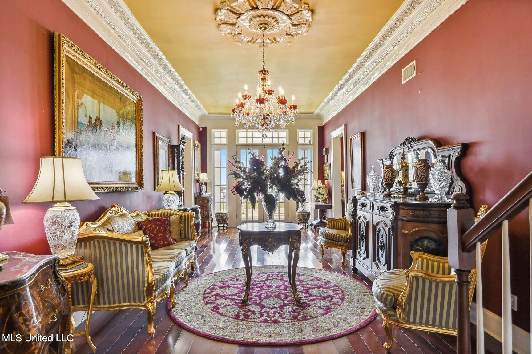 120 W Scenic Drive Property Photo 8