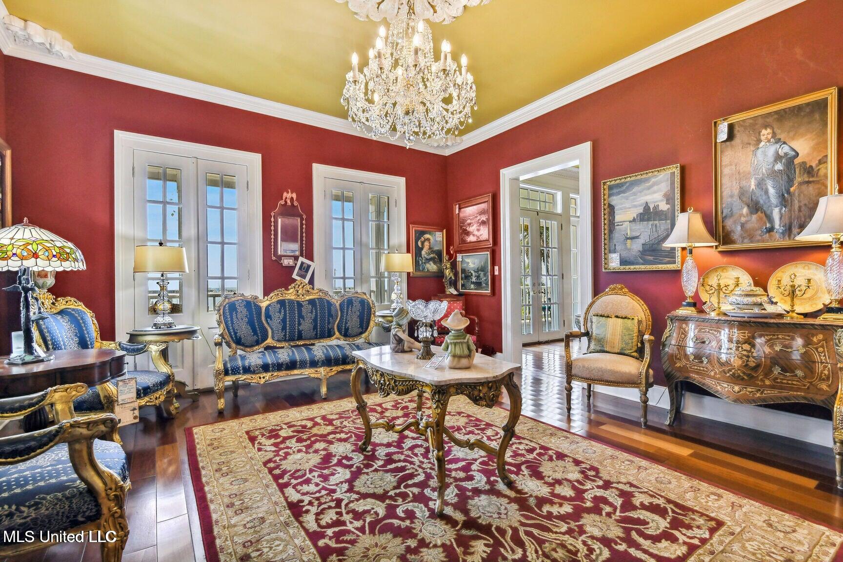 120 W Scenic Drive Property Photo 11