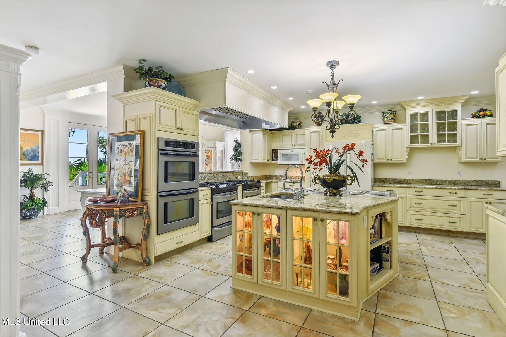 120 W Scenic Drive Property Photo 21