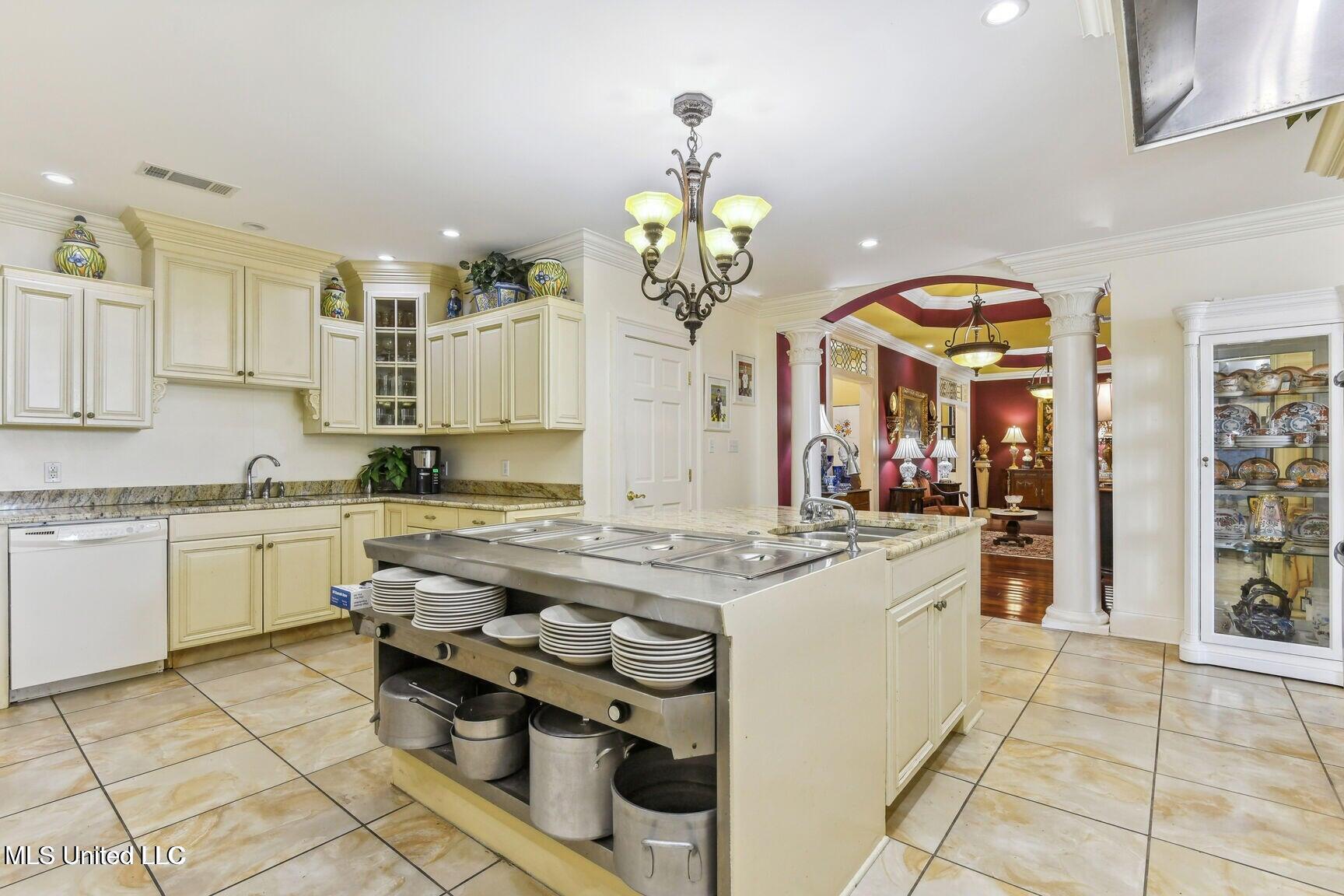 120 W Scenic Drive Property Photo 25