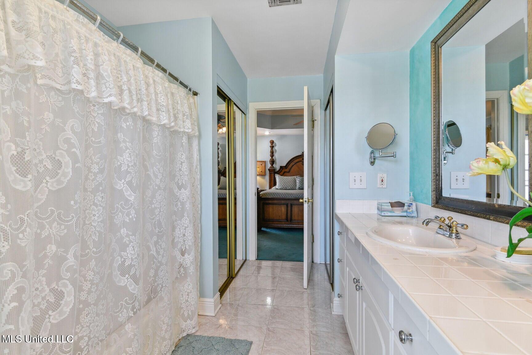 120 W Scenic Drive Property Photo 56