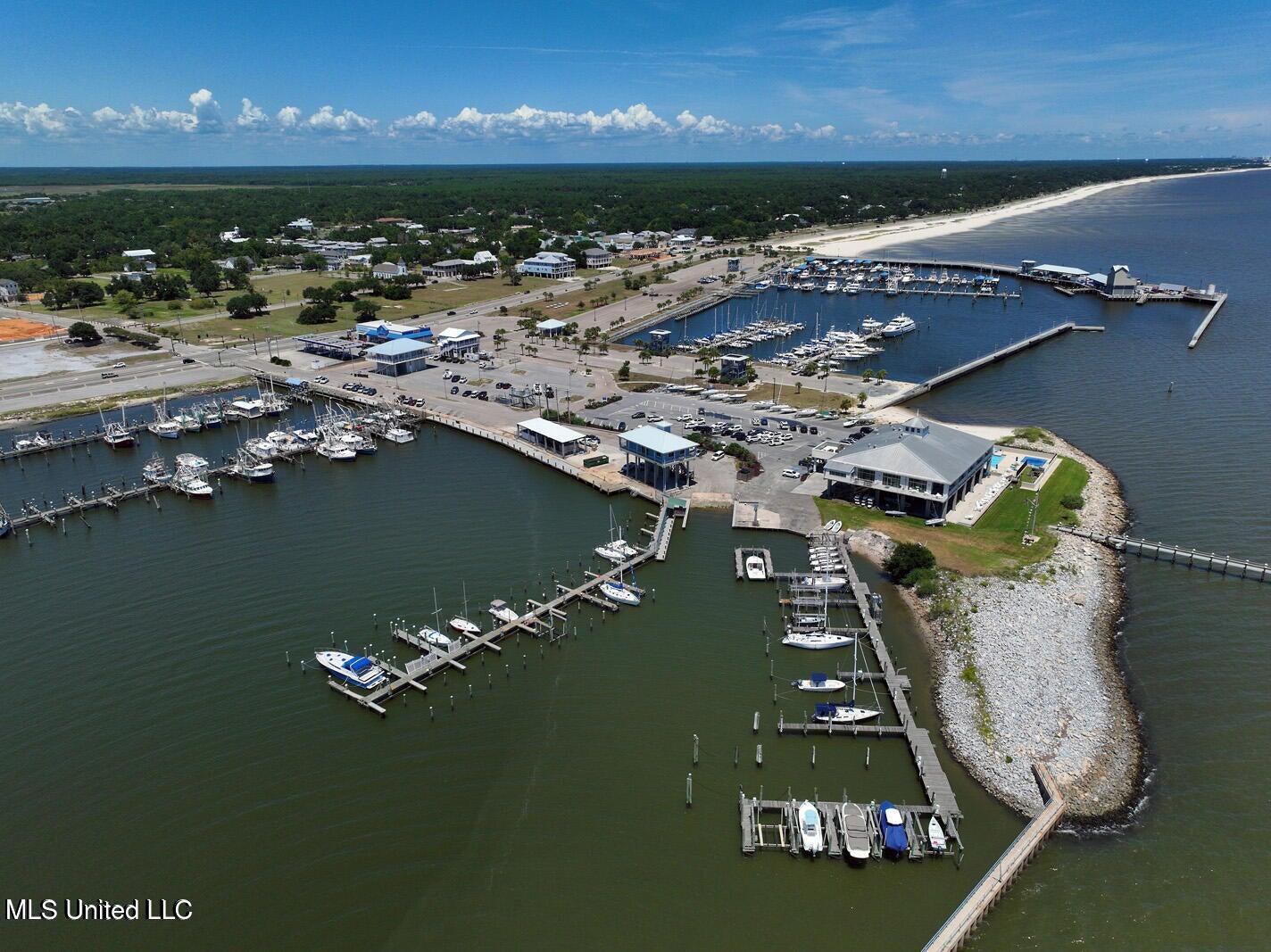 120 W Scenic Drive Property Photo 75