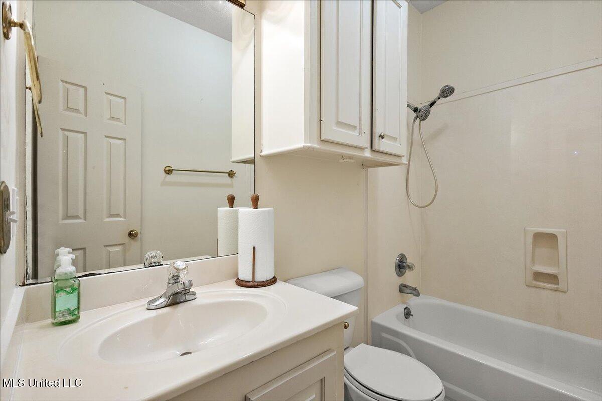 5980 Baxter Drive Property Photo 17