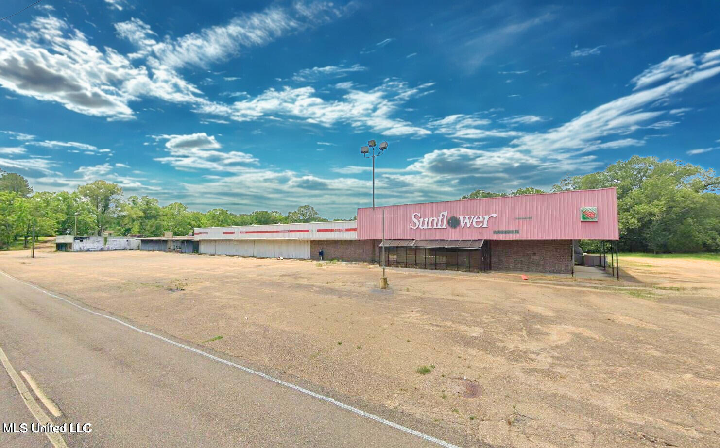 247 Cayuga Street Property Photo 1