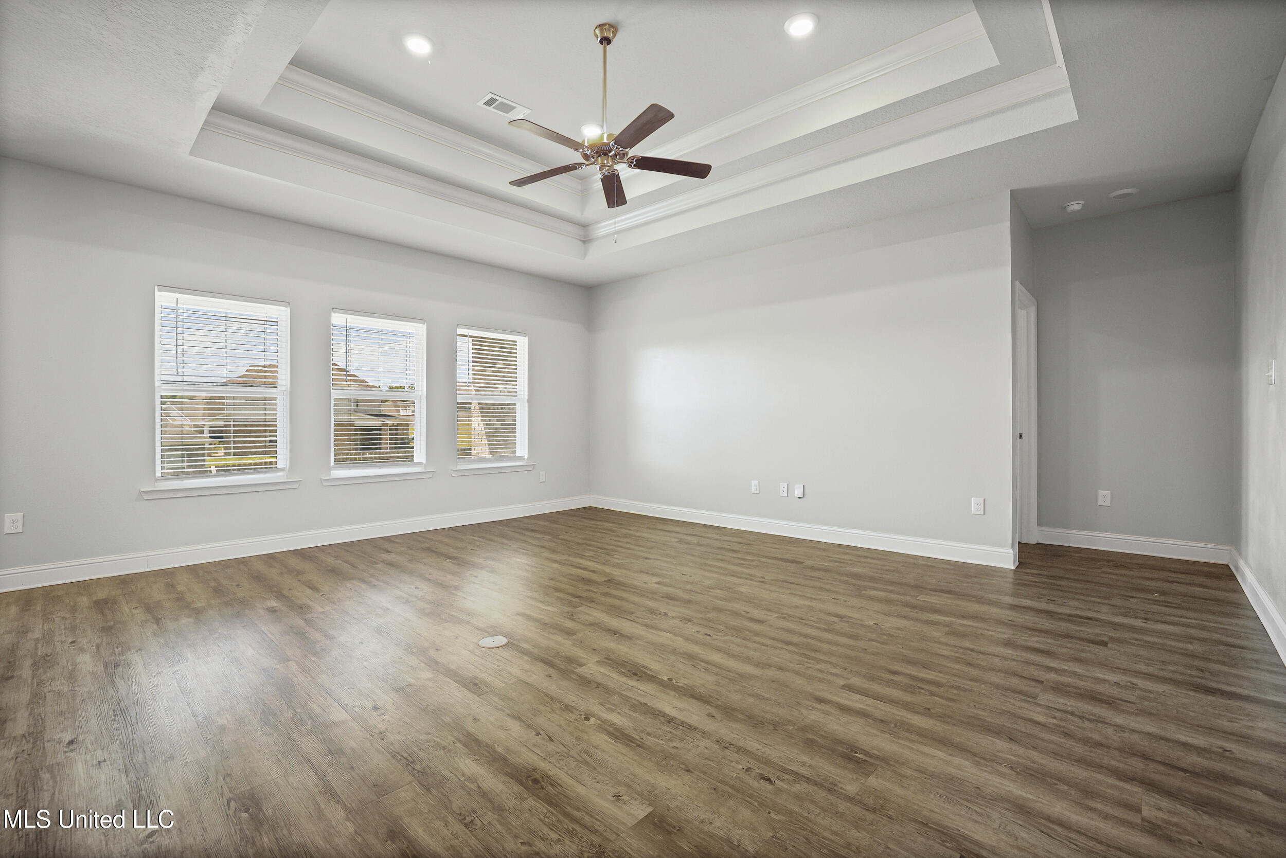 15224 Windmill Ridge Parkway Property Photo 6