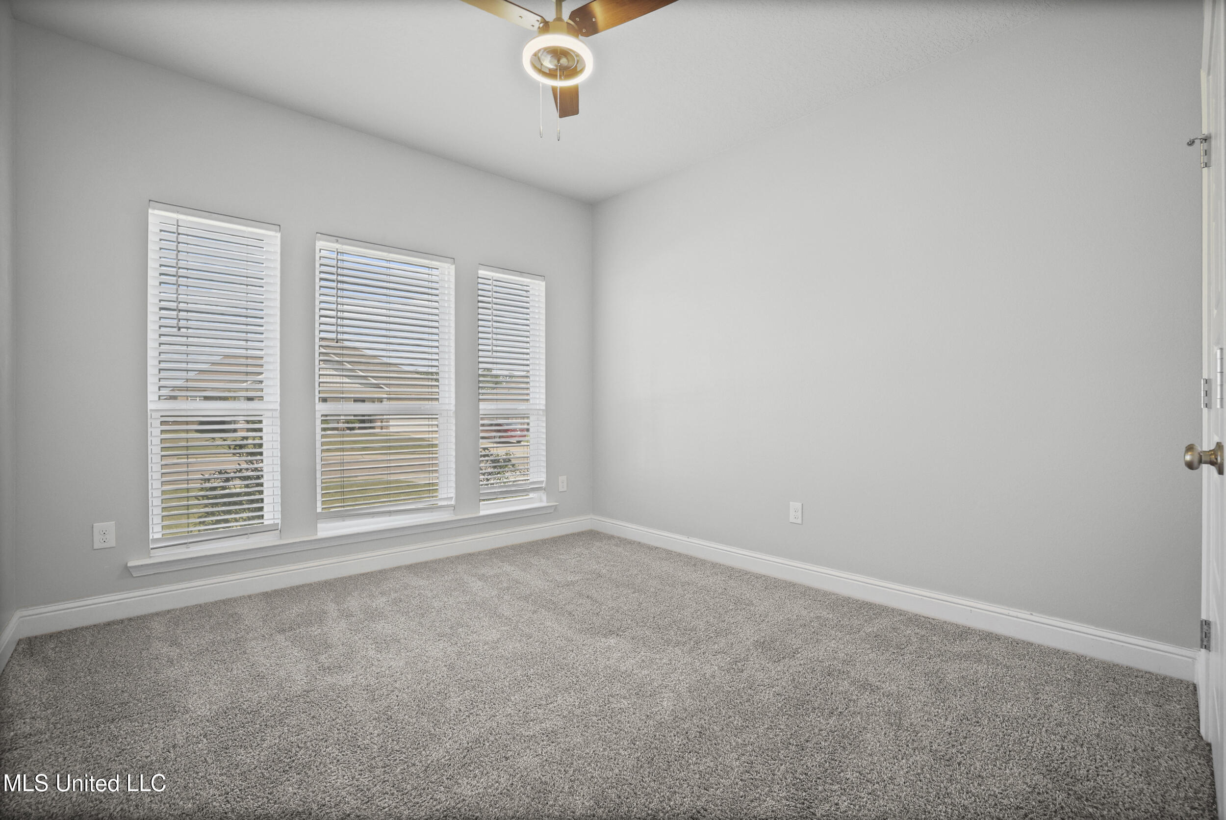 15224 Windmill Ridge Parkway Property Photo 33