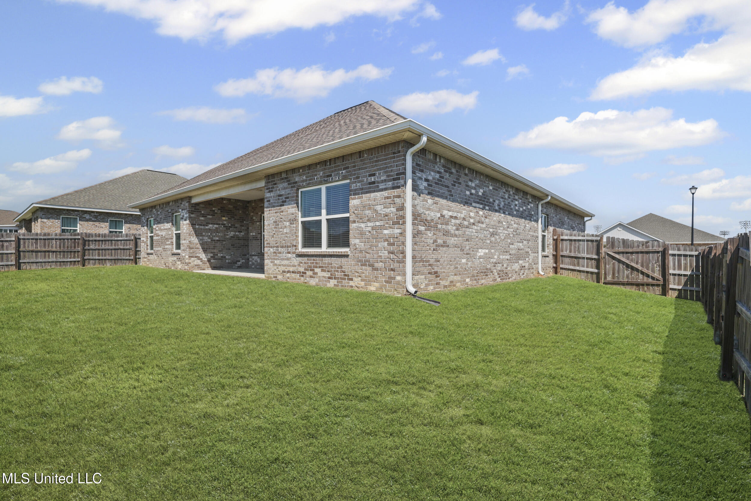 15224 Windmill Ridge Parkway Property Photo 38