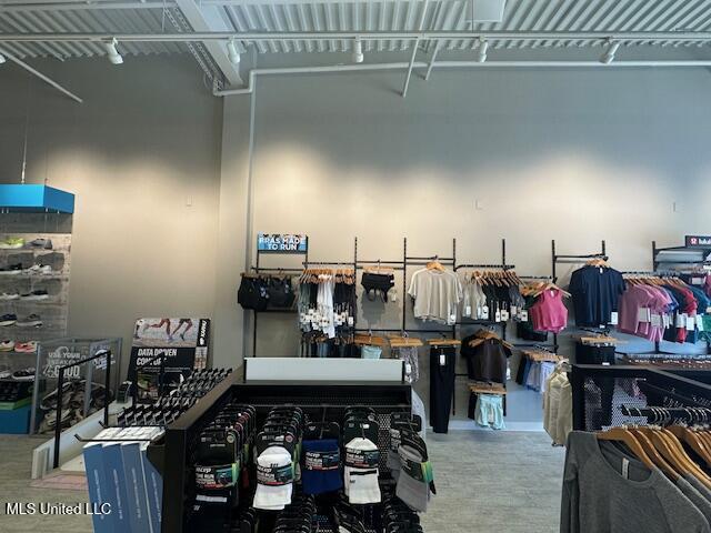 153 Ridge Way Property Photo 6