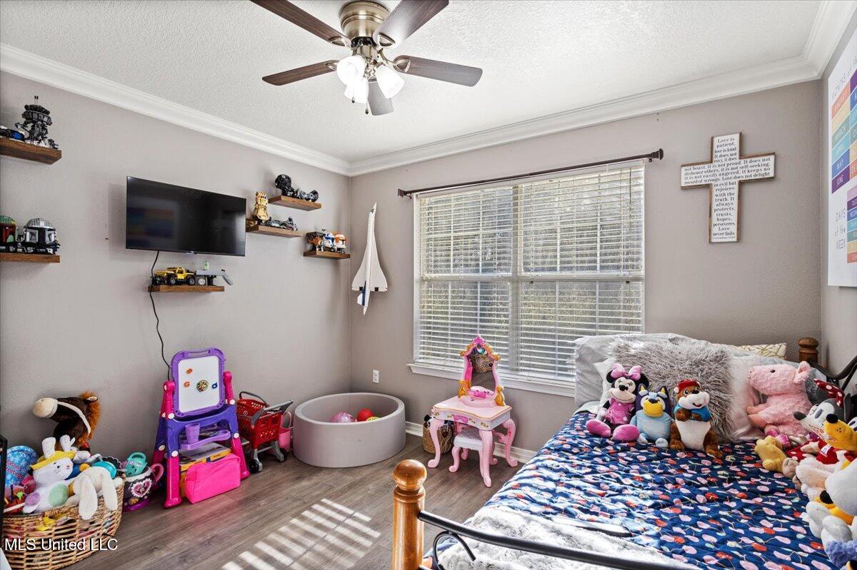 15049 Cedar Springs Drive Property Photo 11