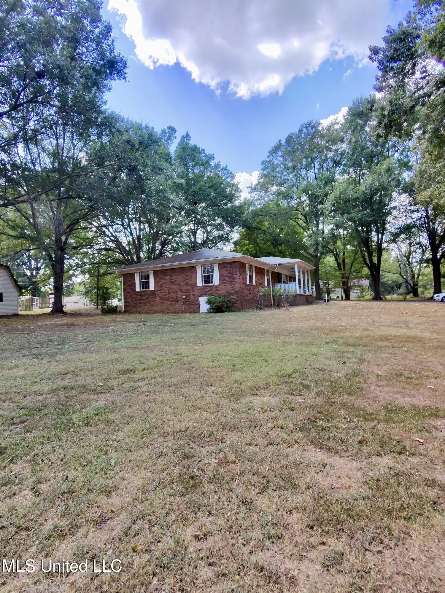 3589 Nickalus Avenue Property Photo 3