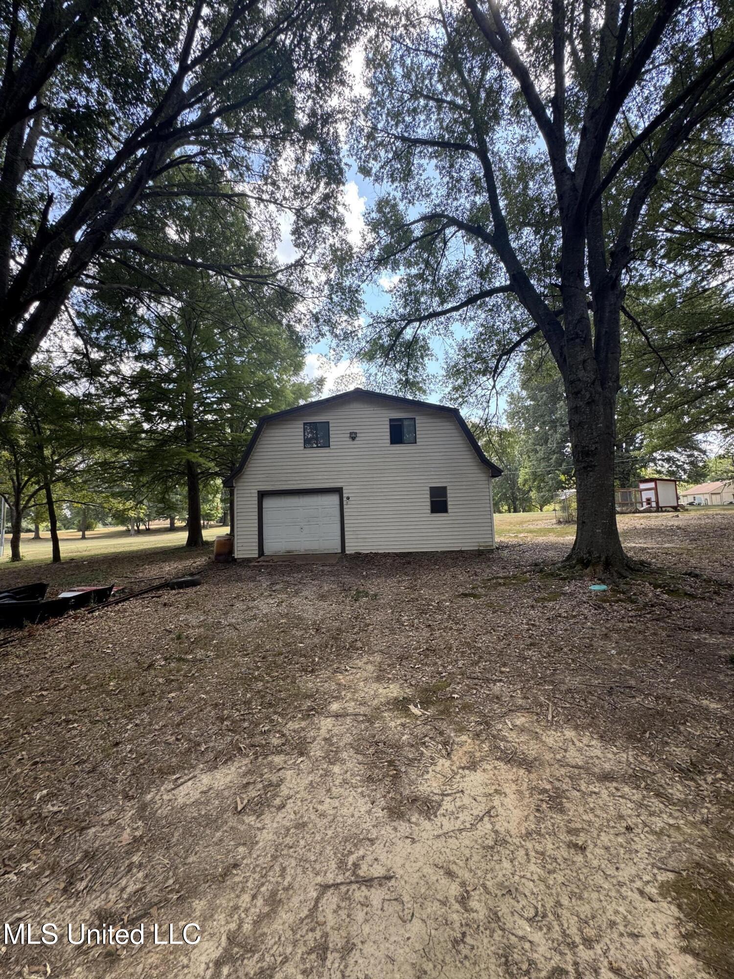 3589 Nickalus Avenue Property Photo 5