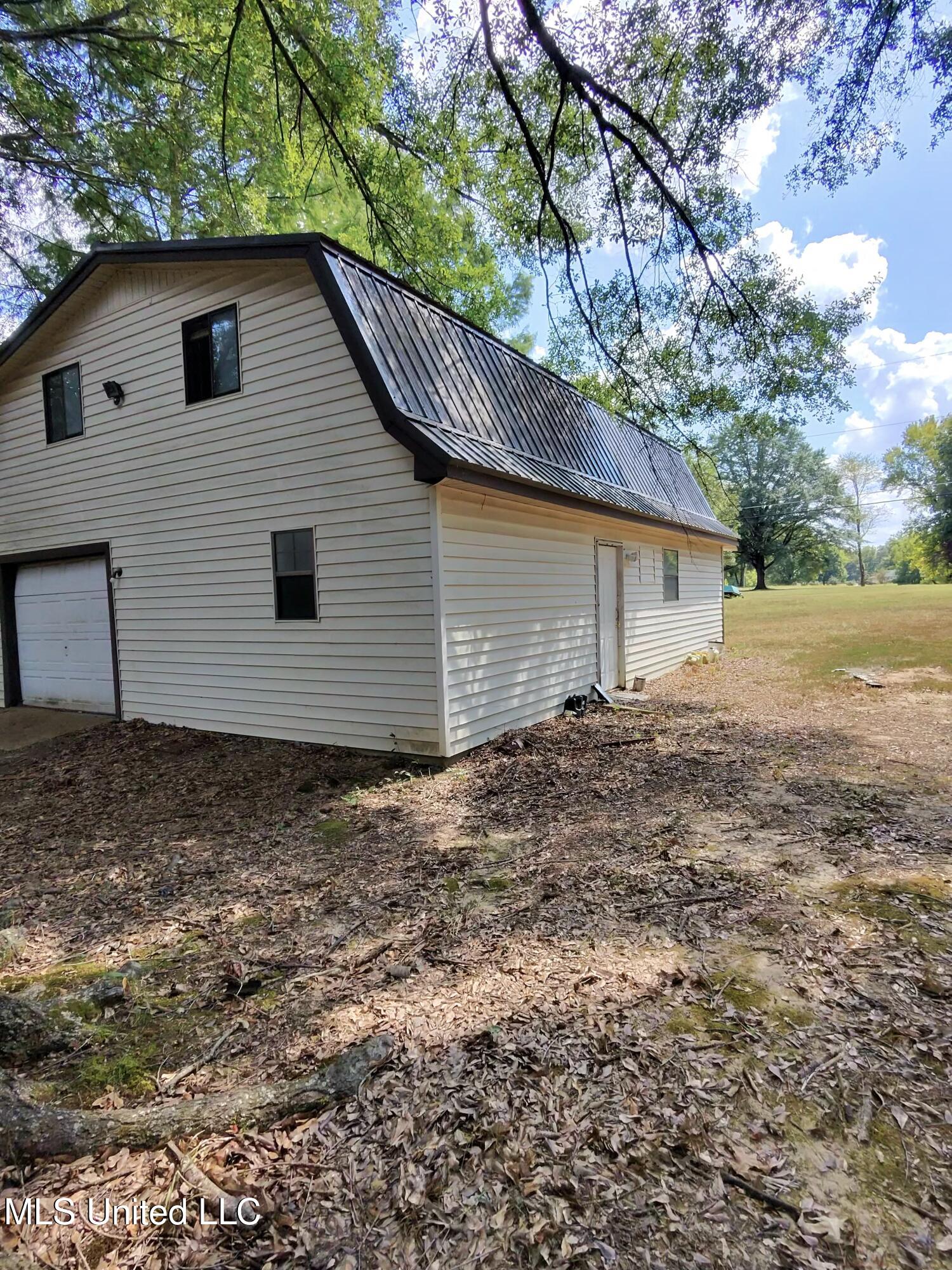 3589 Nickalus Avenue Property Photo 7