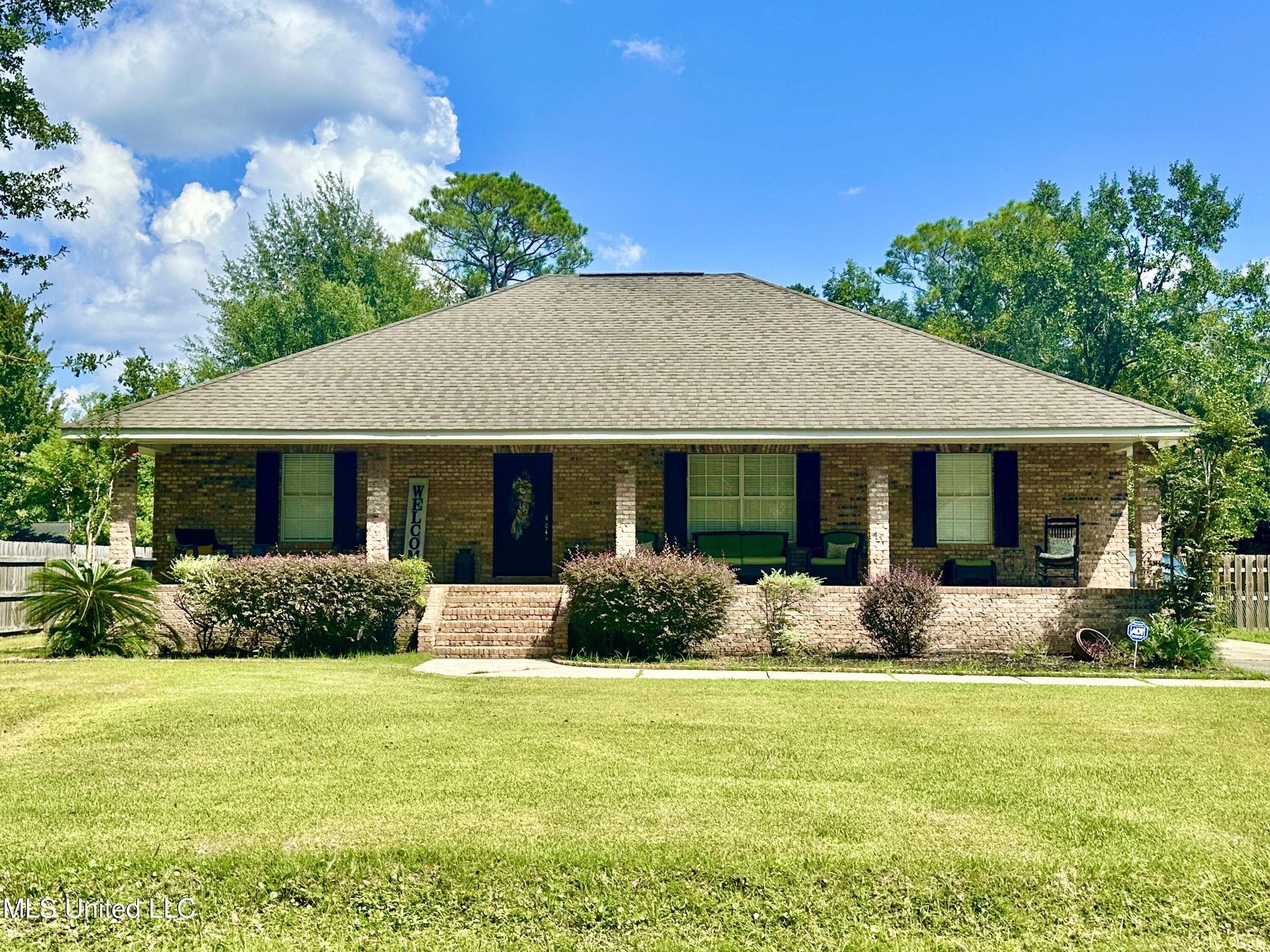 6816 Natchez Road Property Photo 1