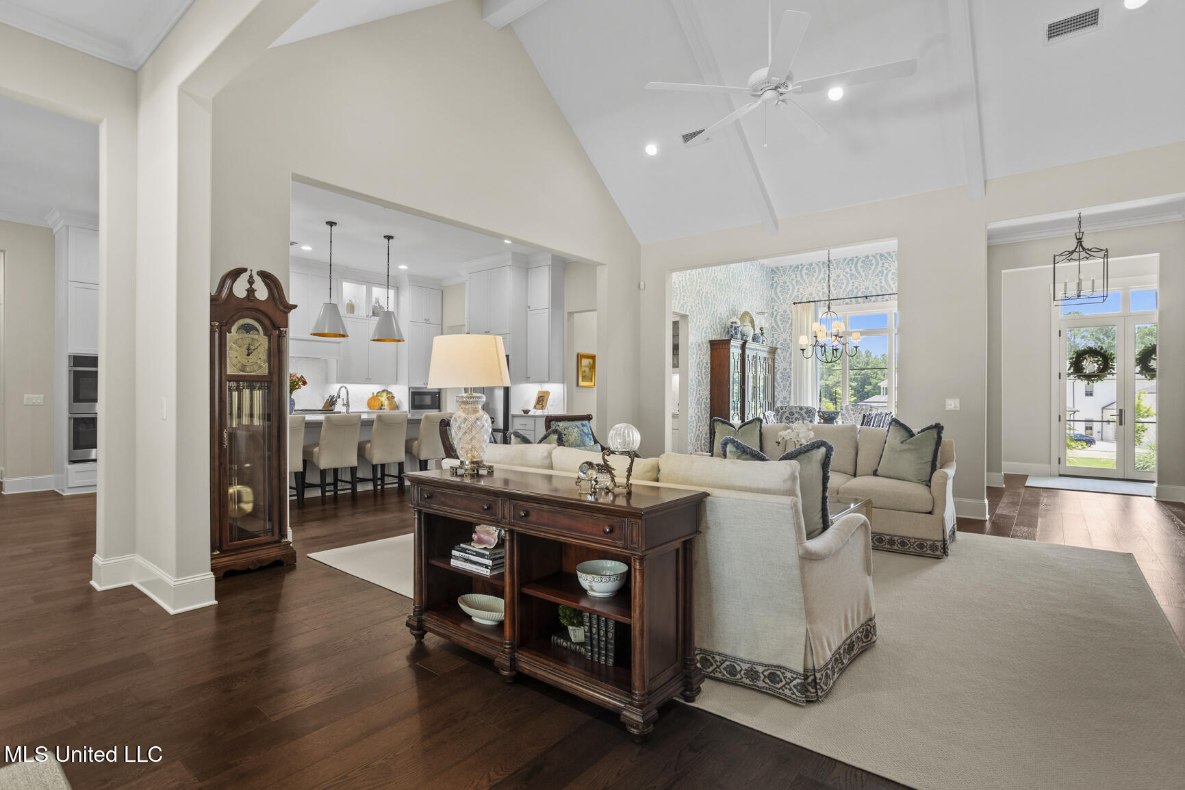 502 Cypress Cove Property Photo 8