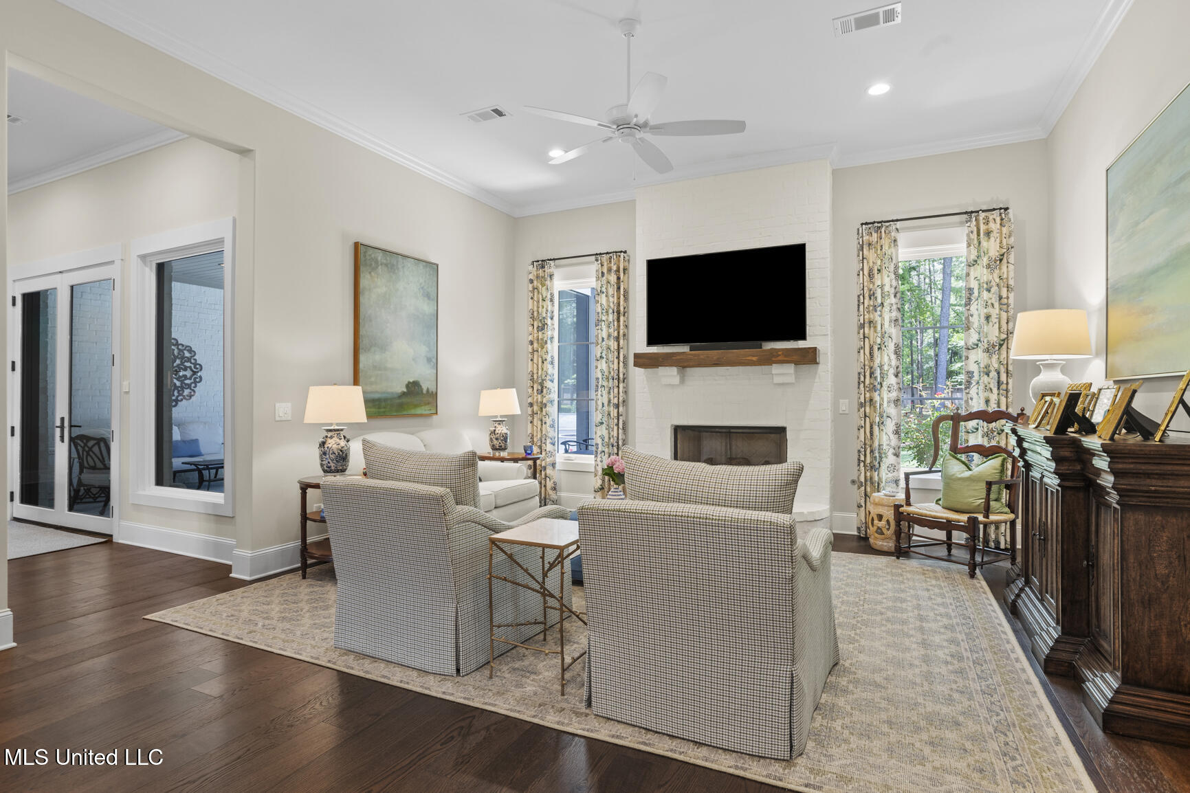 502 Cypress Cove Property Photo 15