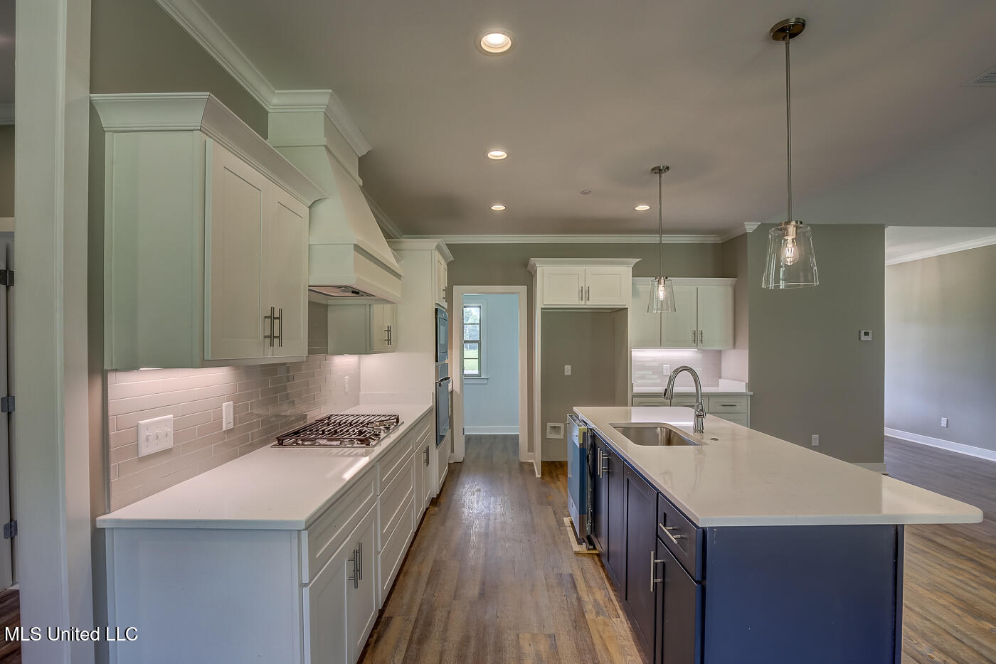 1634 Tributary Drive Property Photo 2